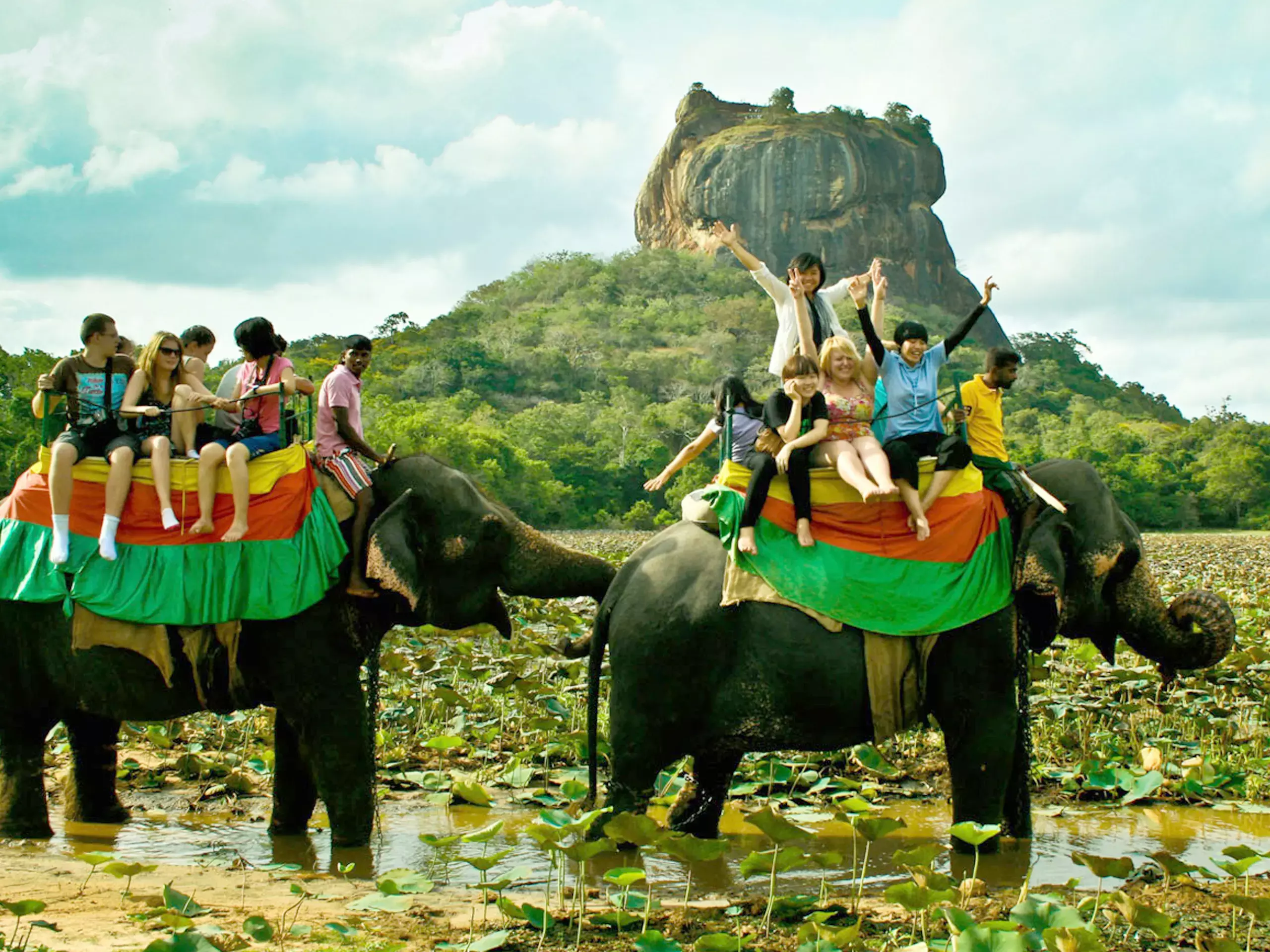 സാമ്പത്തിക പ്രതിസന്ധിയില്‍ ആശ്വാസമായി ടൂറിസം: 112.9 കോടി ഡോളര്‍ വരുമാനം നേടി ശ്രീലങ്ക