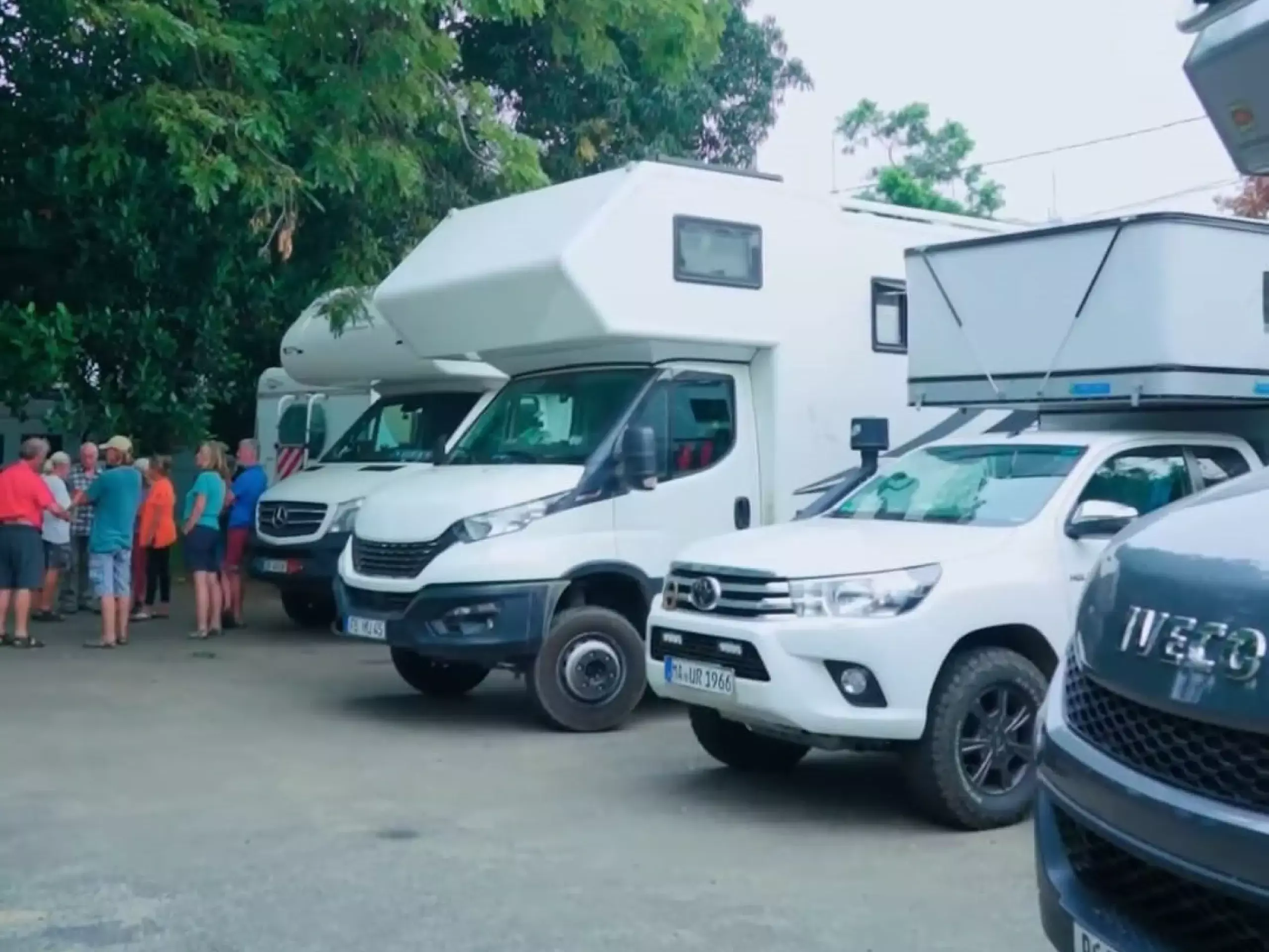 foreign group caravan thekkady