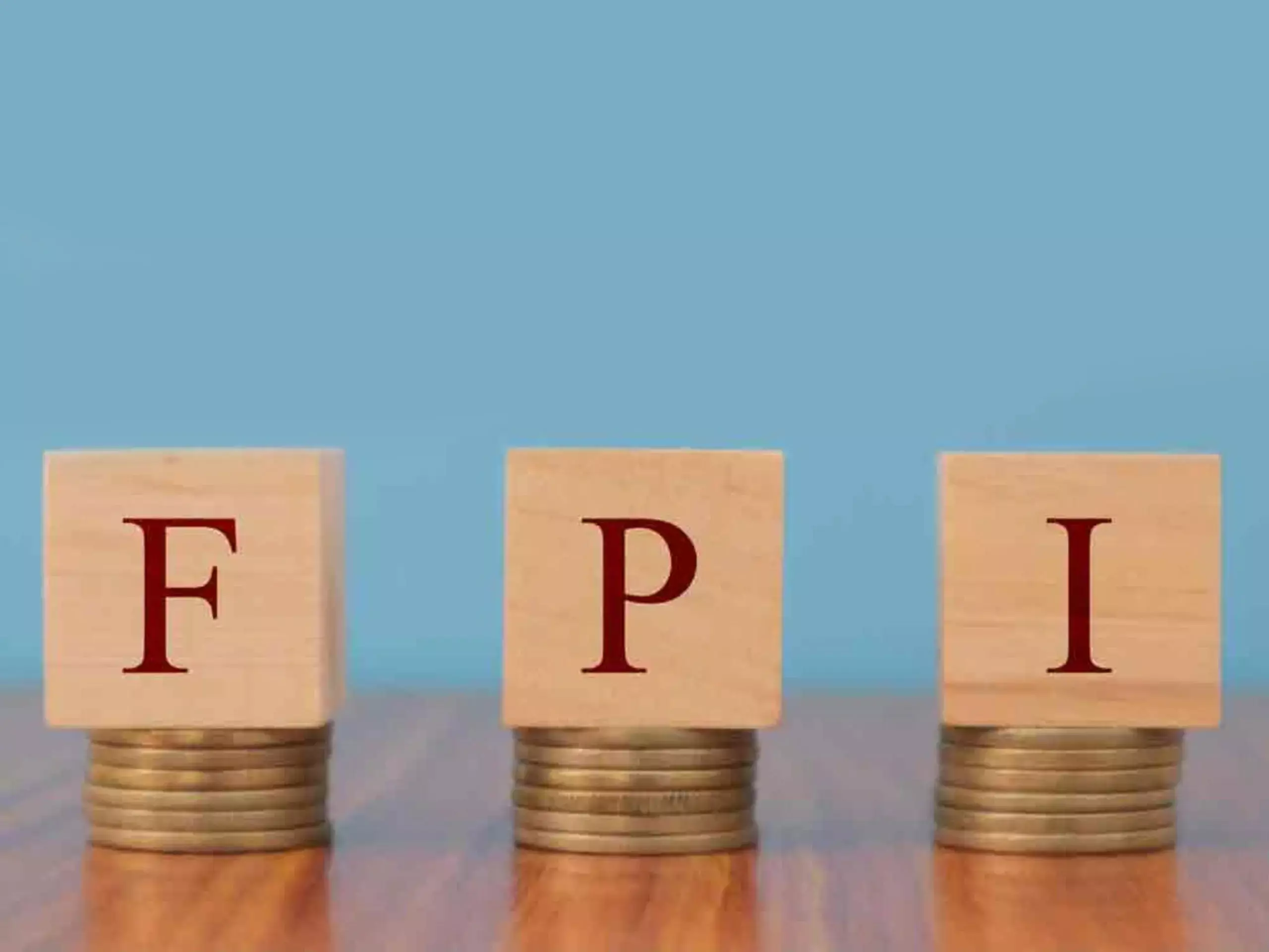 എഫ്‌പിഐകൾ ഓഹരികളിൽ നിന്ന് പുതുവർഷത്തിൽ പിൻവലിച്ചത് 5,900 കോടി രൂപ