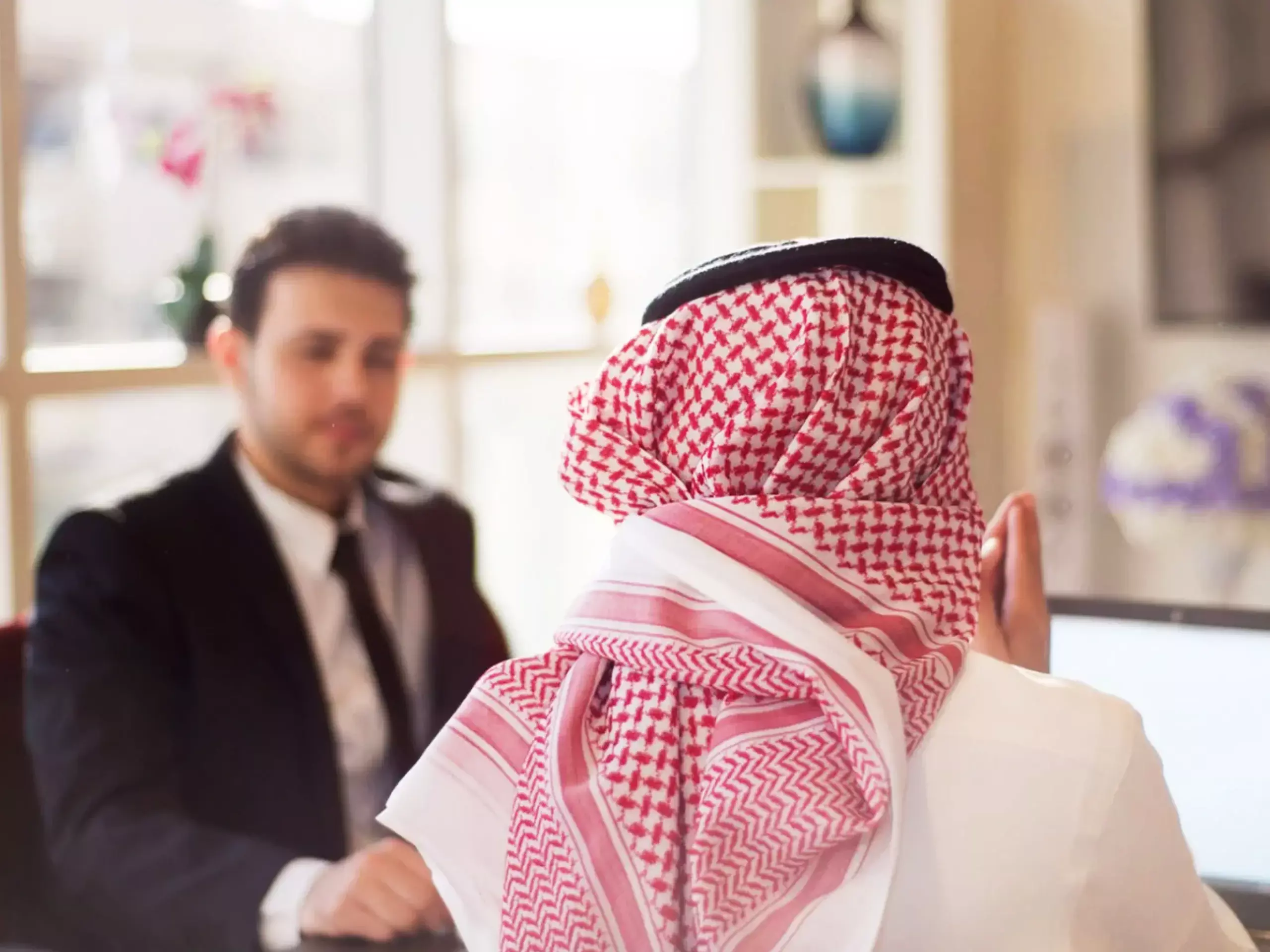 യുഎഇയില്‍ പതിനെട്ട് വയസില്‍ ബിസിനസ് തുടങ്ങാം