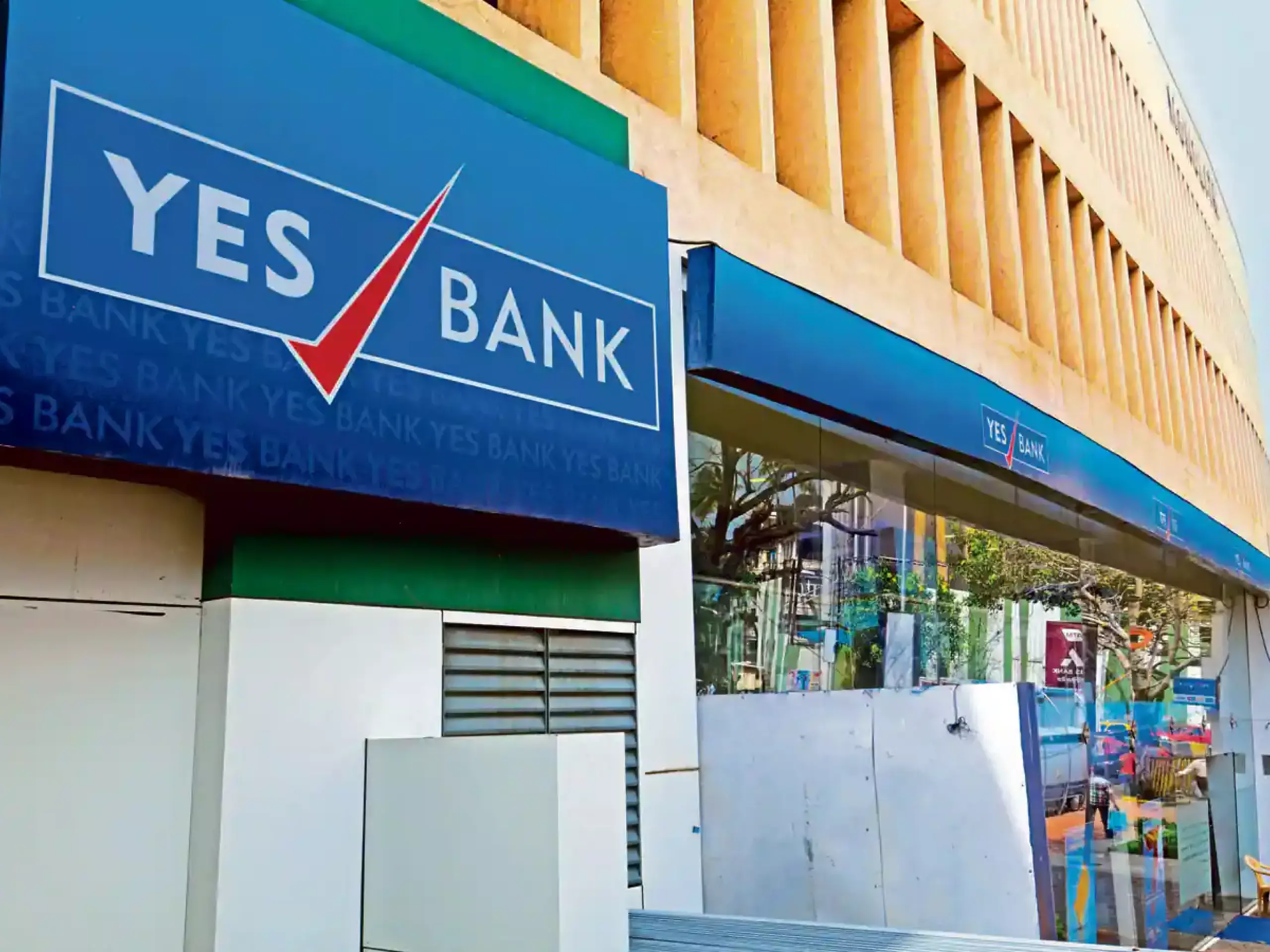 yes bank net profit down