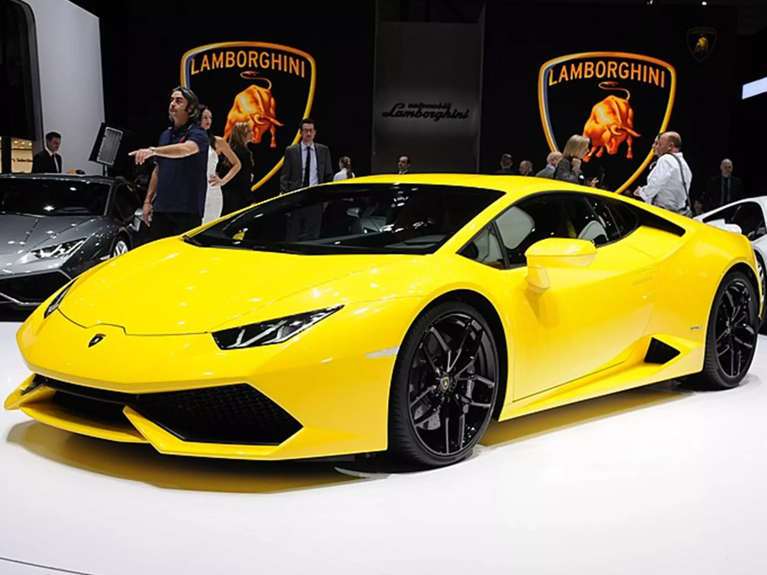 ഇന്ത്യയില്‍ റെക്കോര്‍ഡ് വില്‍പന നേടാന്‍ ലംബോര്‍ഗിനി