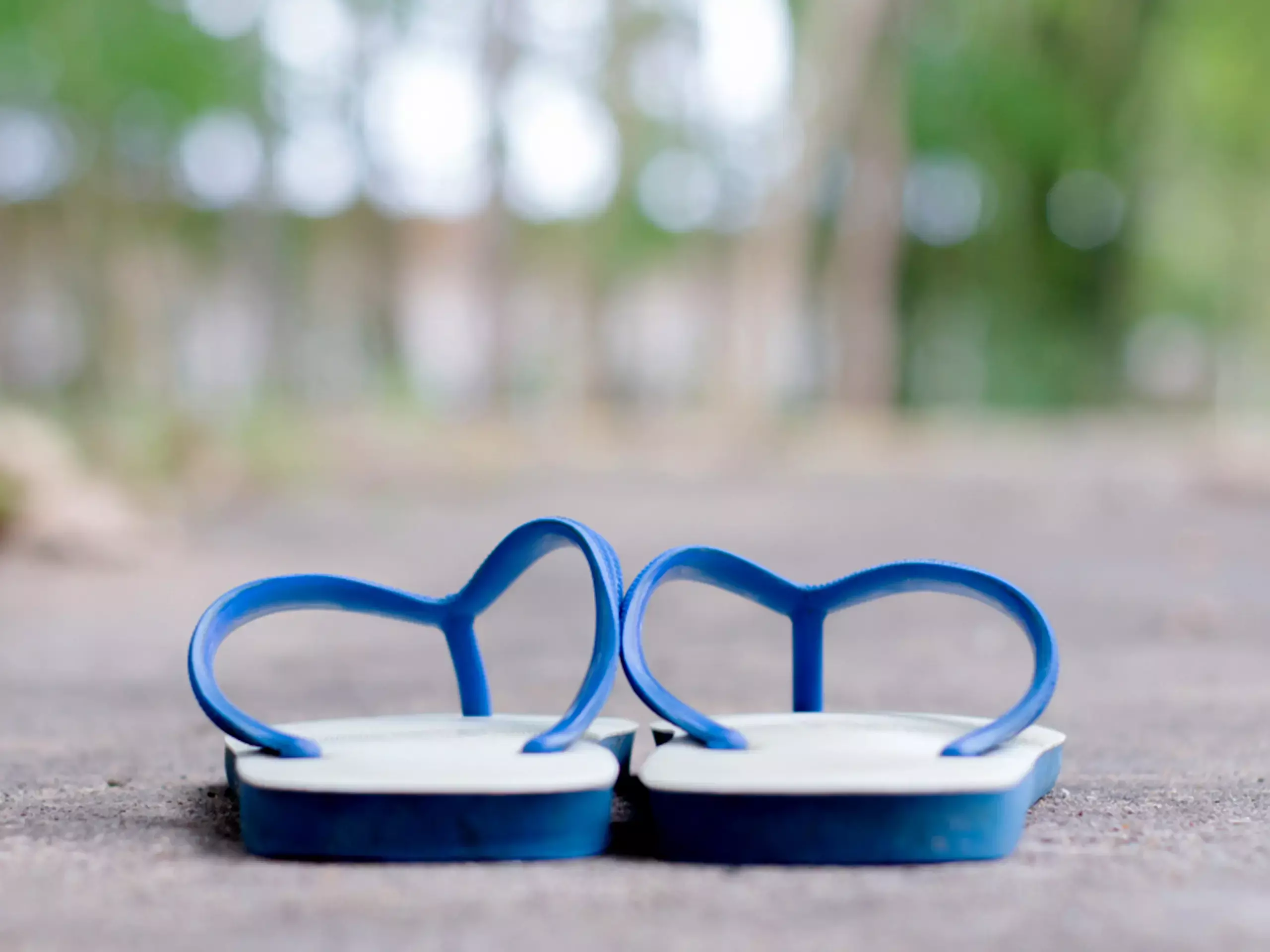 ജയിലില്‍ നിന്നൊരു ഉത്പന്നം കൂടി; ഫ്രീഡം ഹവായ് ചെരുപ്പുകള്‍ വിപണിയില്‍