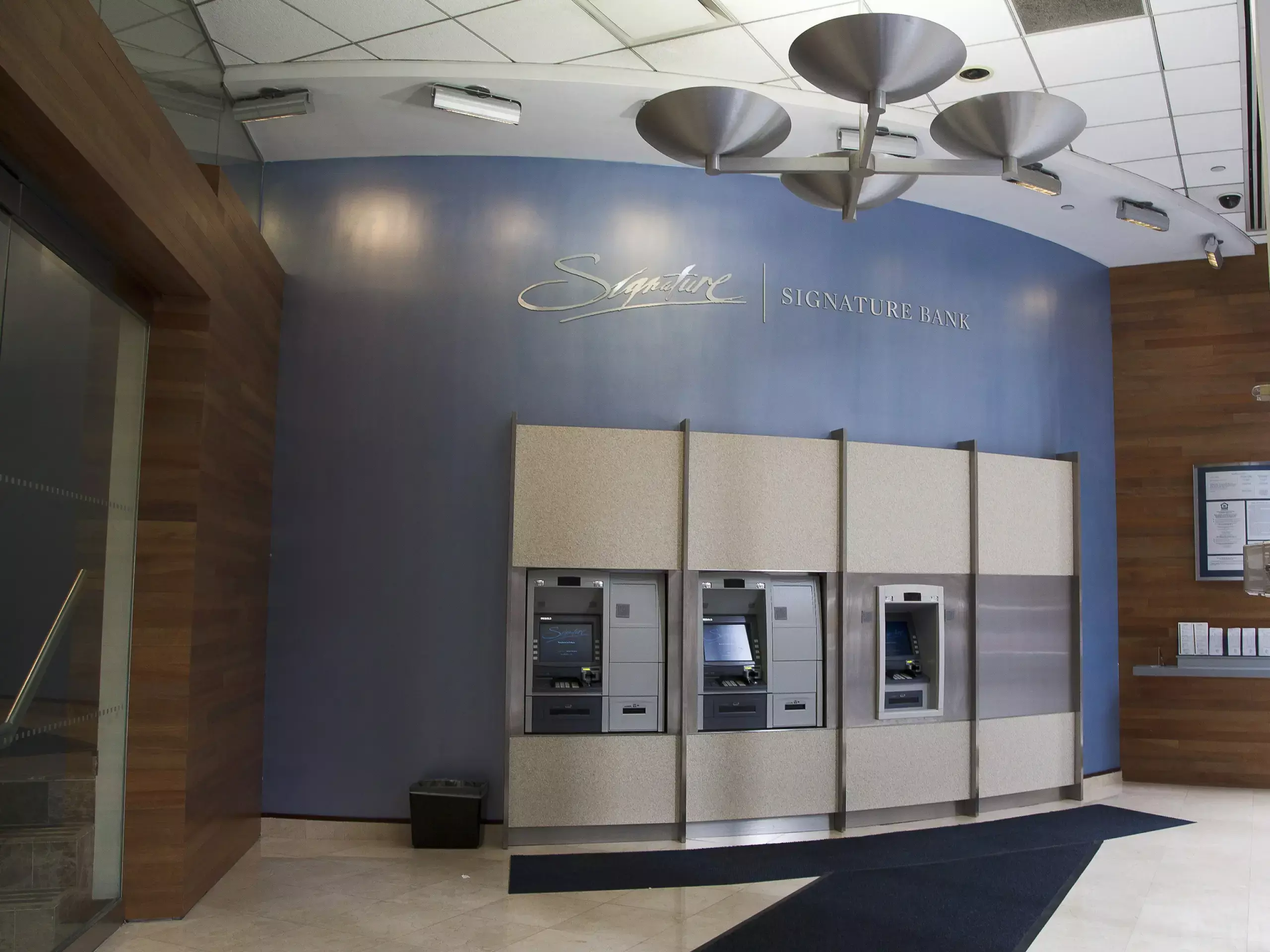 Signature bank collapse