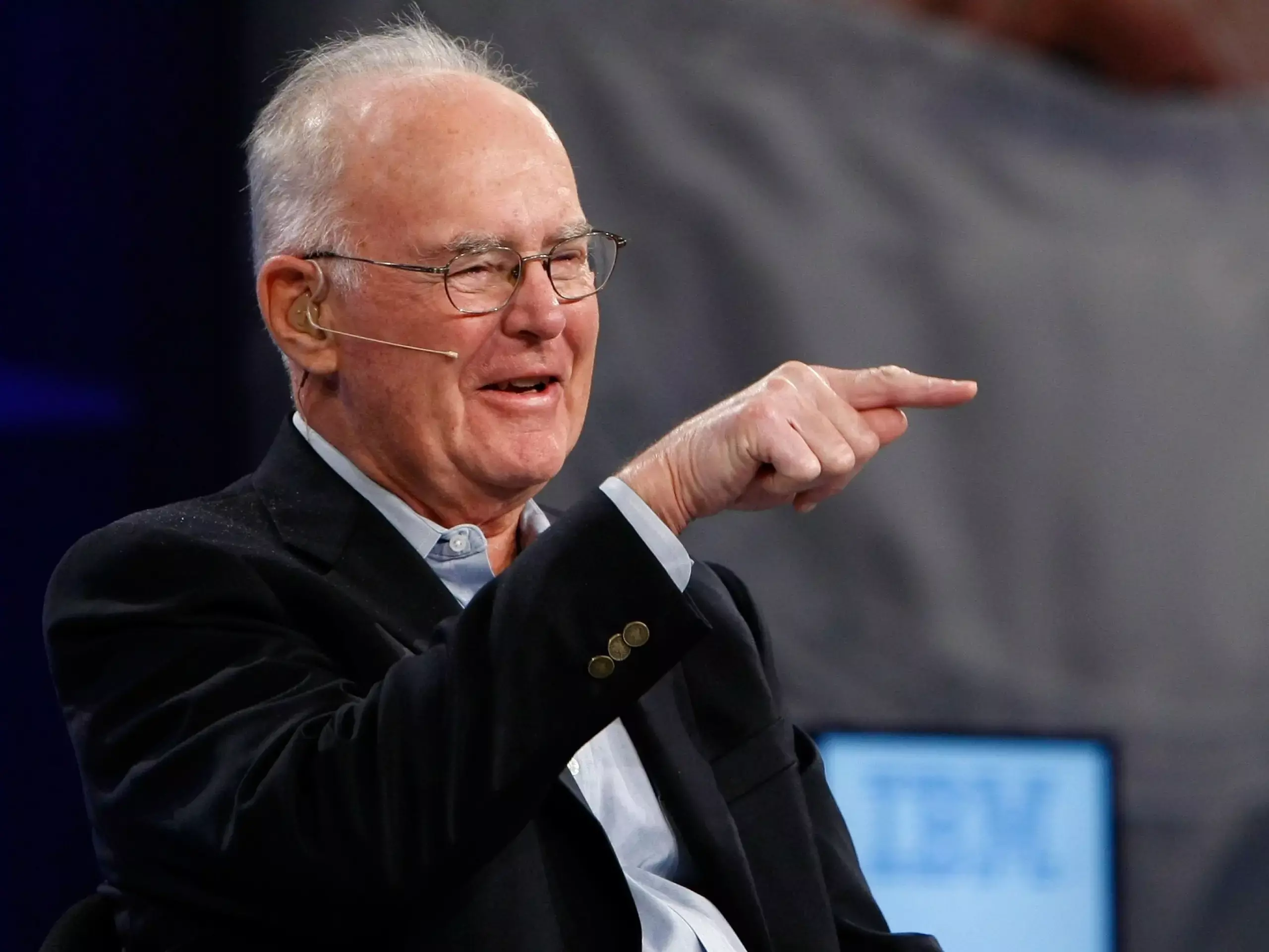 intel-co-founder-gordon-moore