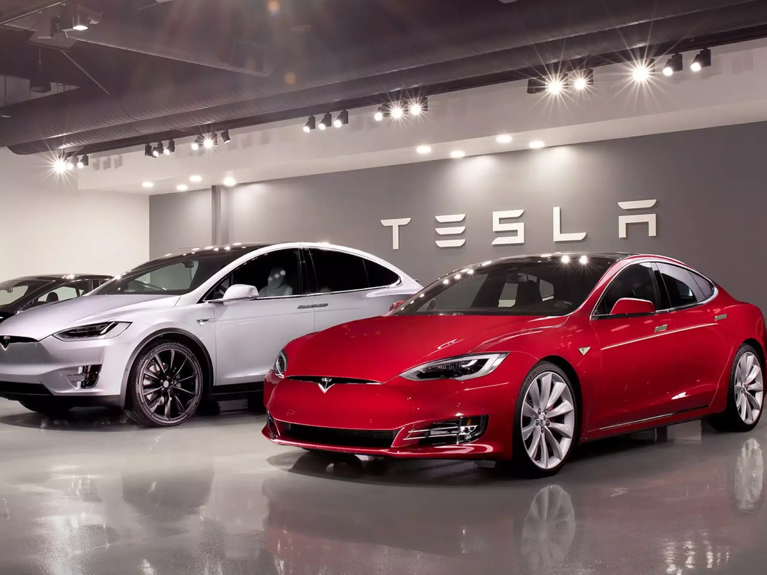 ion battery tesla in electric vehicles