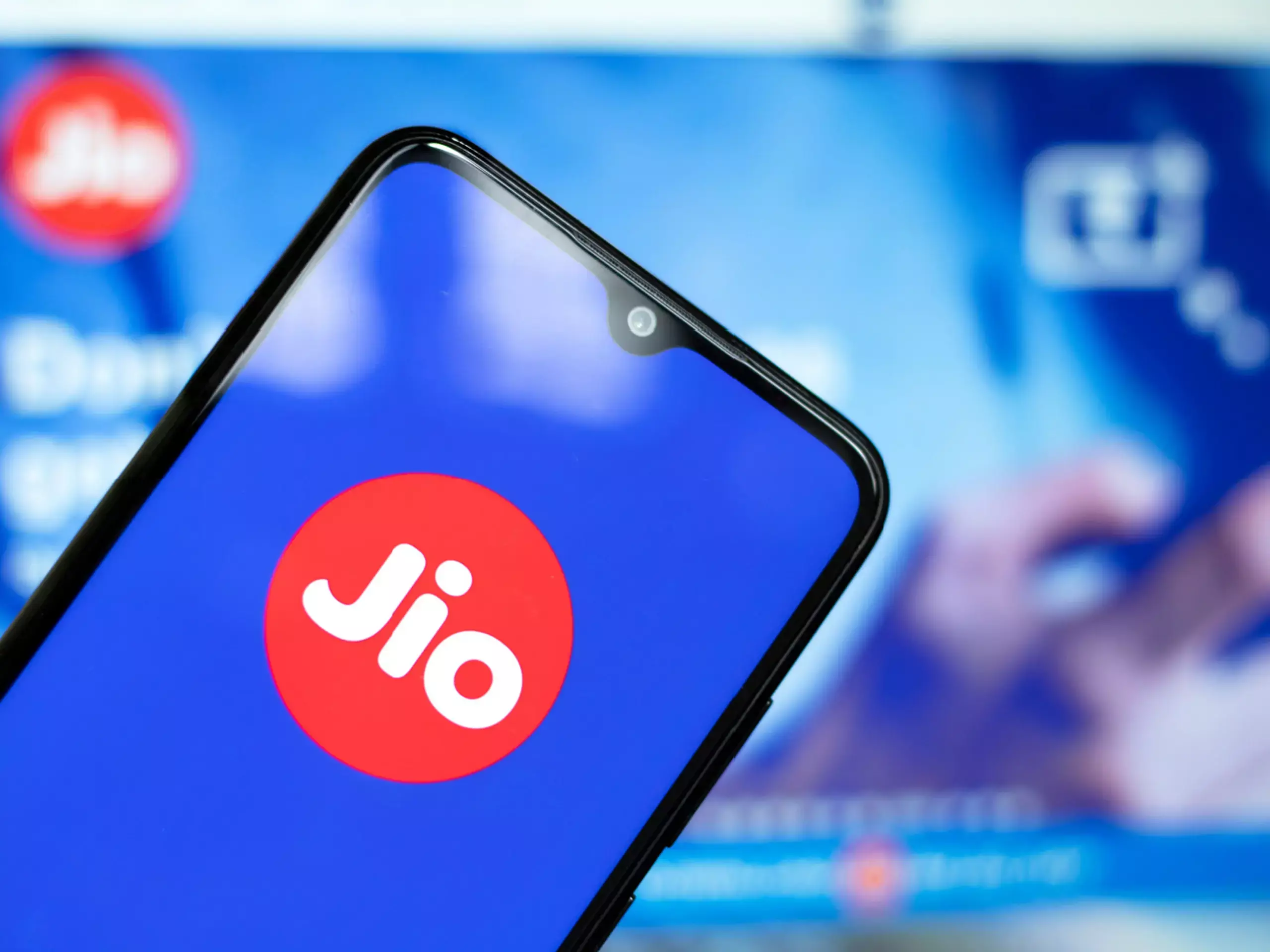 സംയുക്ത സംരംഭത്തിലൂടെ ജിയോ ഫിനാന്‍സും ബ്ലാക്ക്റോക്കും അസറ്റ് മാനെജ്മെന്‍റ് ബിസിനസിലേക്ക്