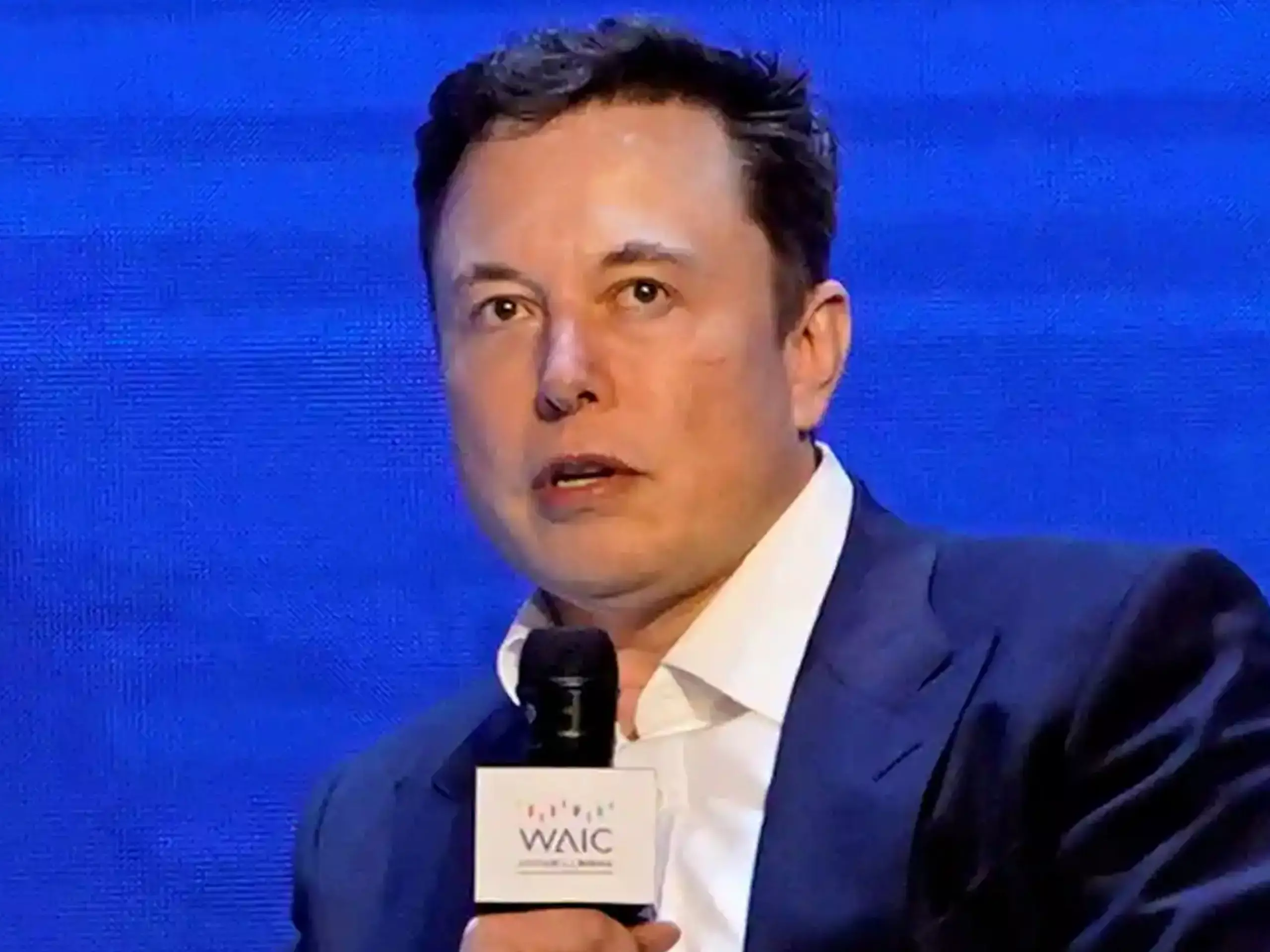 ബാല്യകാലം സന്തോഷകരമായിരുന്നില്ല, പിതാവിന് സ്വന്തമായി ഖനി ഉണ്ടായിരുന്നില്ല: മസ്‌ക്