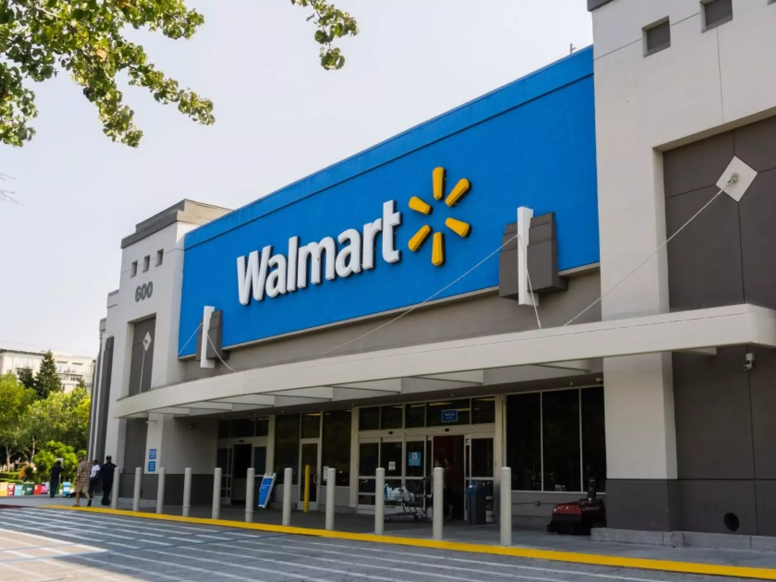 പത്ത് ബില്യണ്‍ ഡോളറിന്റെ വാര്‍ഷിക  കയറ്റുമതി വാഗ്ദാനവുമായി വാള്‍മാര്‍ട്ട്