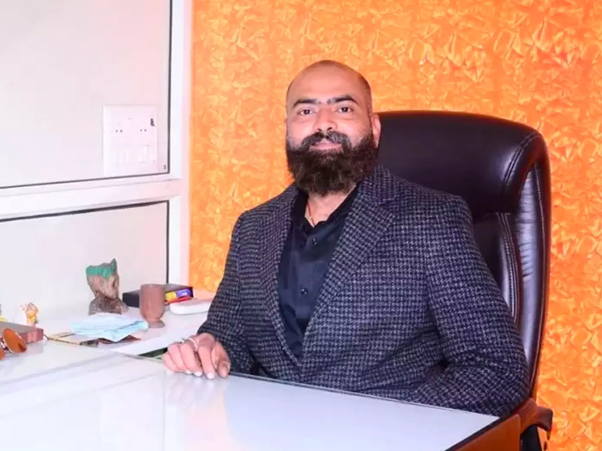 തൊഴിലാളി സമരത്തില്‍ ആദ്യ സംരംഭം പൂട്ടിയെങ്കിലും  അങ്കൂര്‍ ത്യാഗി കെട്ടിപ്പടുത്തത്  35 കോടിയുടെ ബിസിനസ് സാമ്രാജ്യം