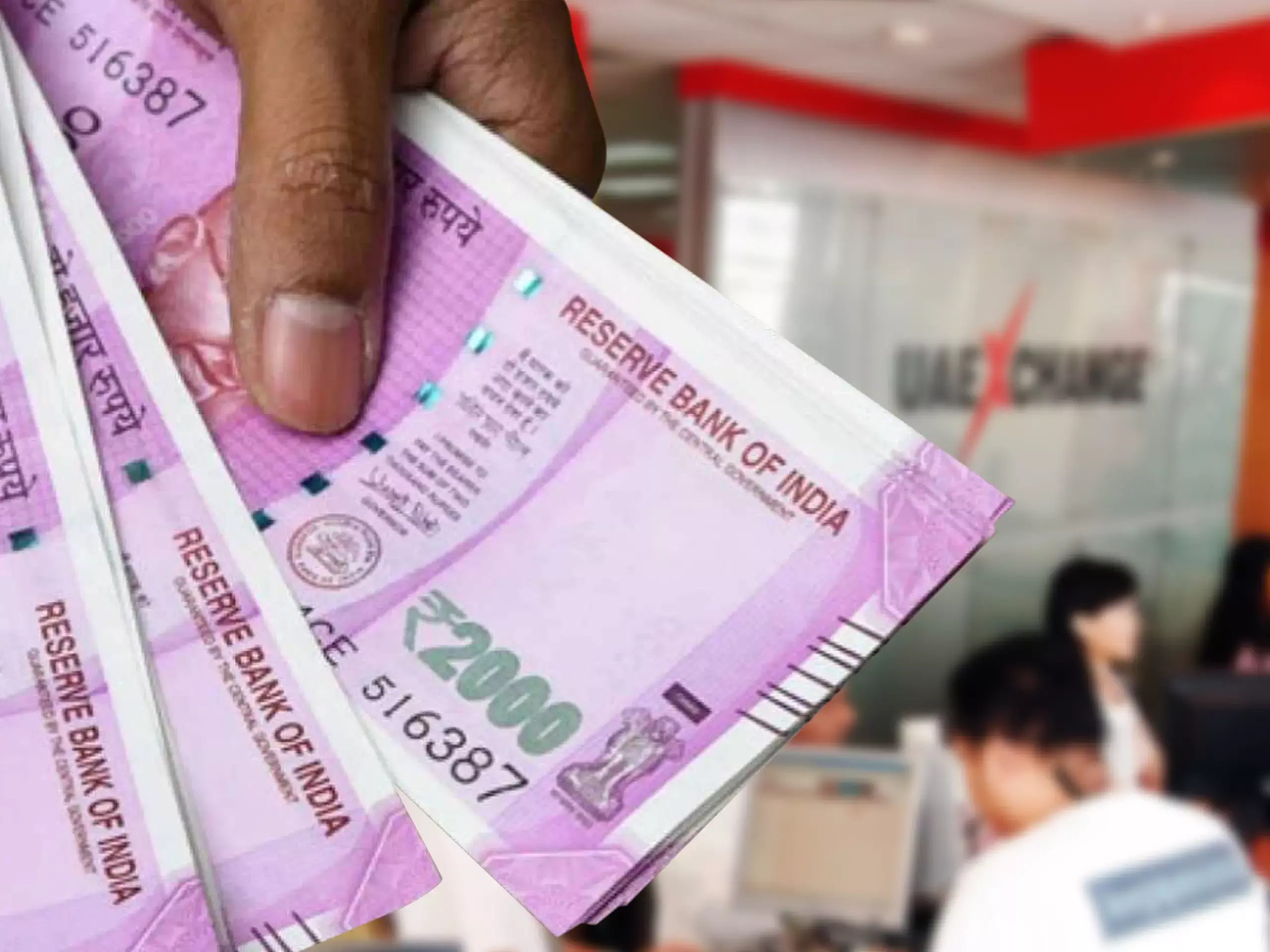 2000 notes are reportedly not being accepted at exchanges in the uae