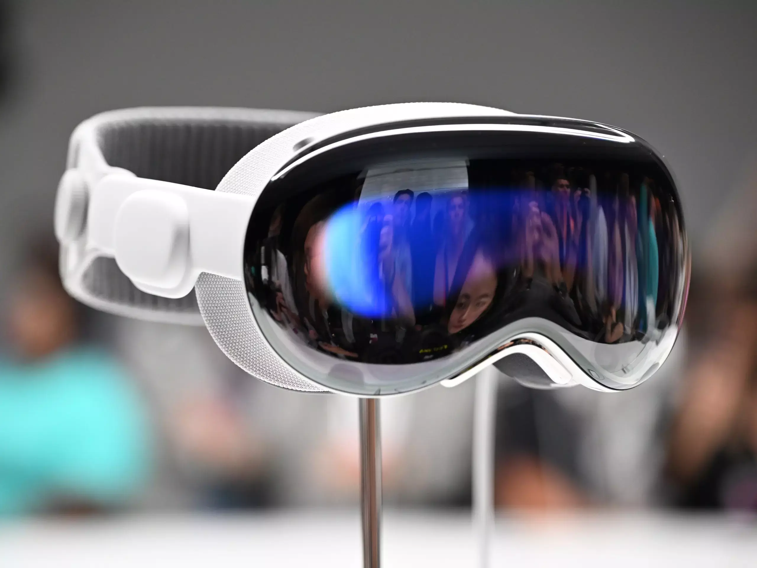 apples vision pro arrieved