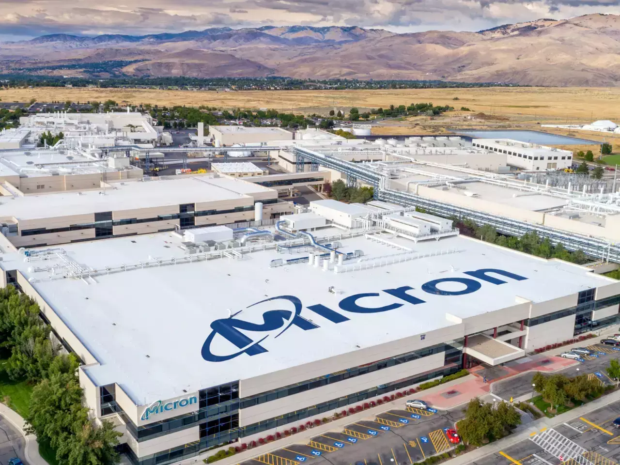 മൈക്രോണ്‍ ടെക്‌നോളജി  ഇന്ത്യയില്‍ വന്‍ നിക്ഷേപത്തിന്