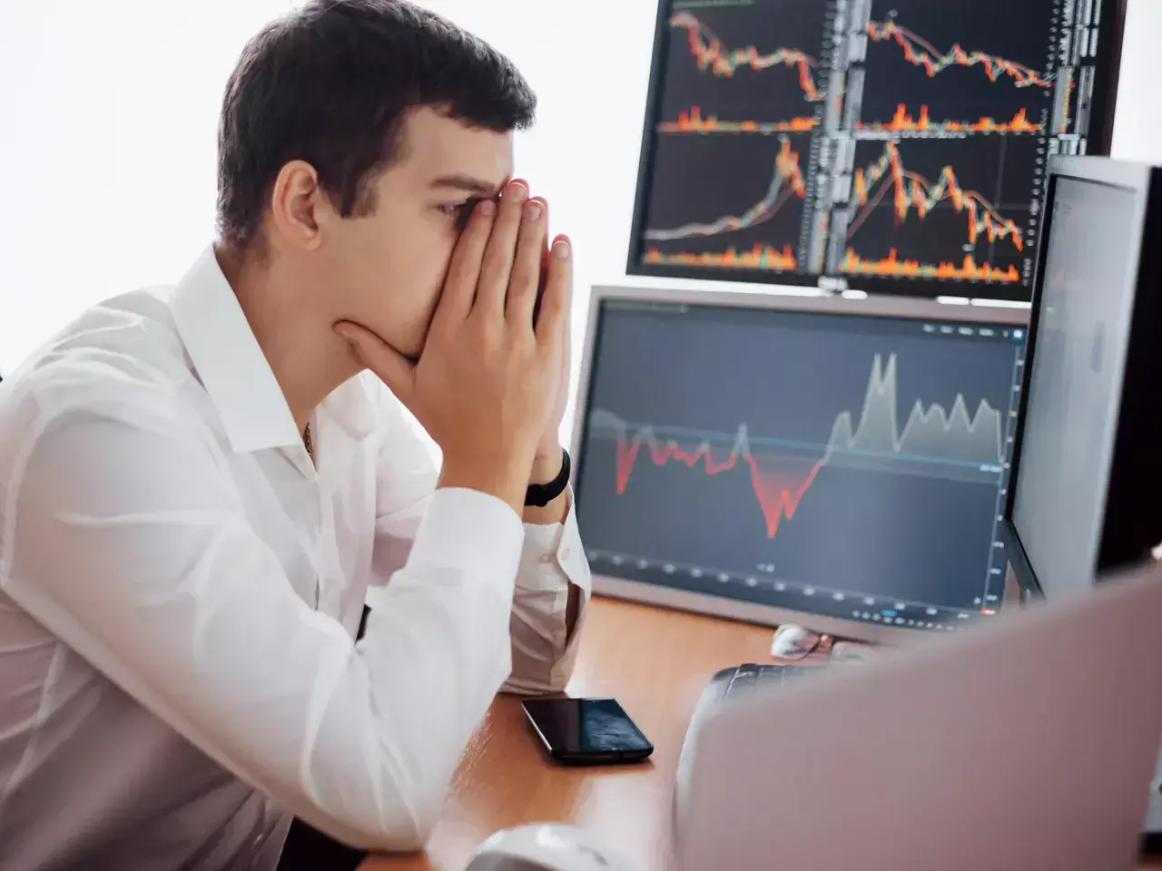 stock markets fall for the second day in a row