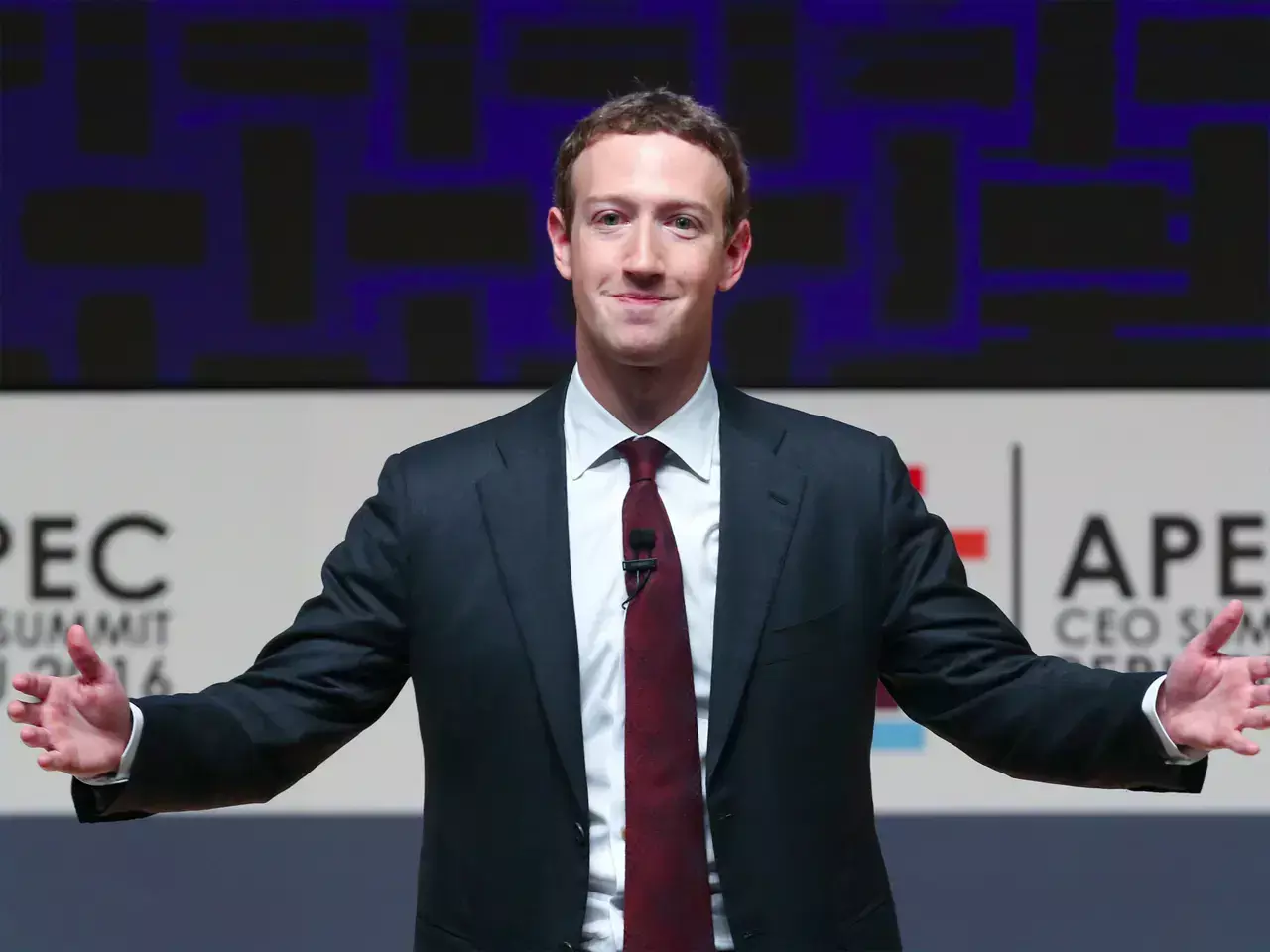 net worth of mark zuckerberg