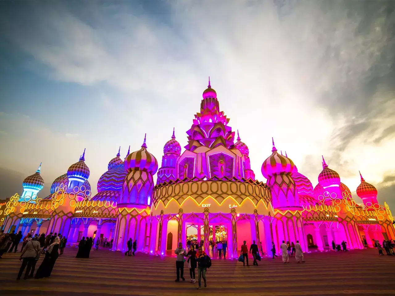 dubais global village entertainment and commercial wonder