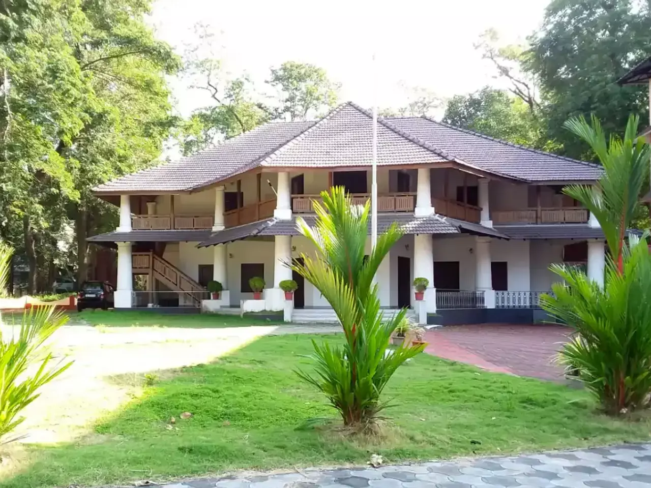 rest houses are now in new fashion