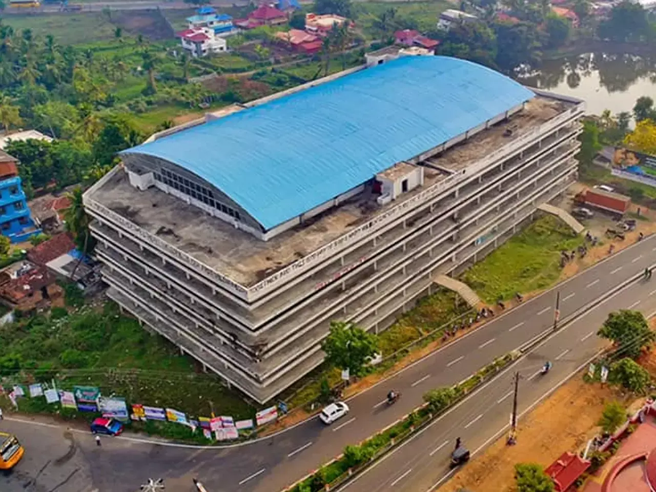 പാലക്കാട് ഇന്‍ഡോര്‍ സ്‌റ്റേഡിയം ഒരു വര്‍ഷത്തിനുള്ളില്‍ യാഥാര്‍ത്ഥ്യമാകുമെന്ന് പ്രതീക്ഷ