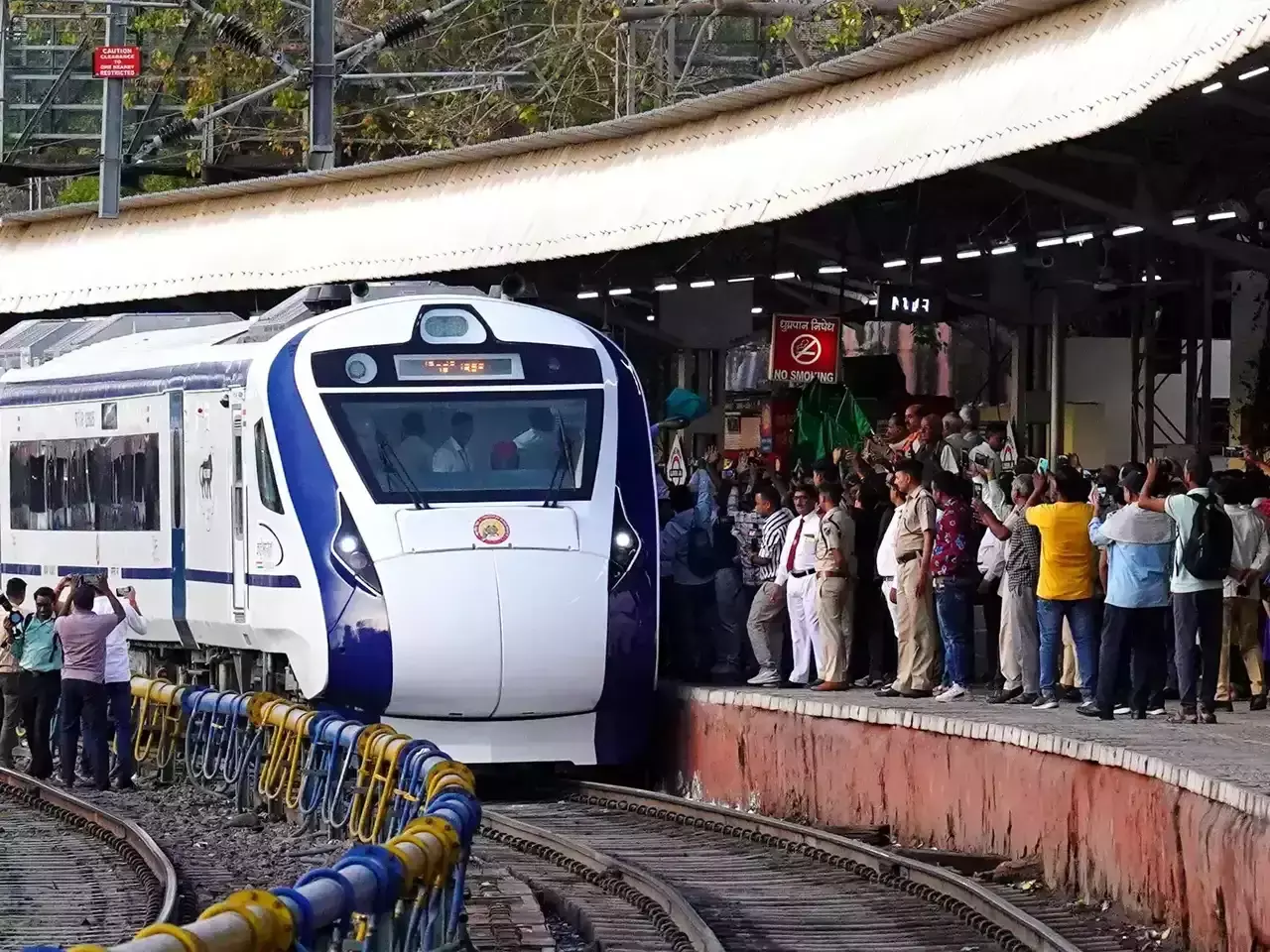 vande bharat kerala is number one in popularity