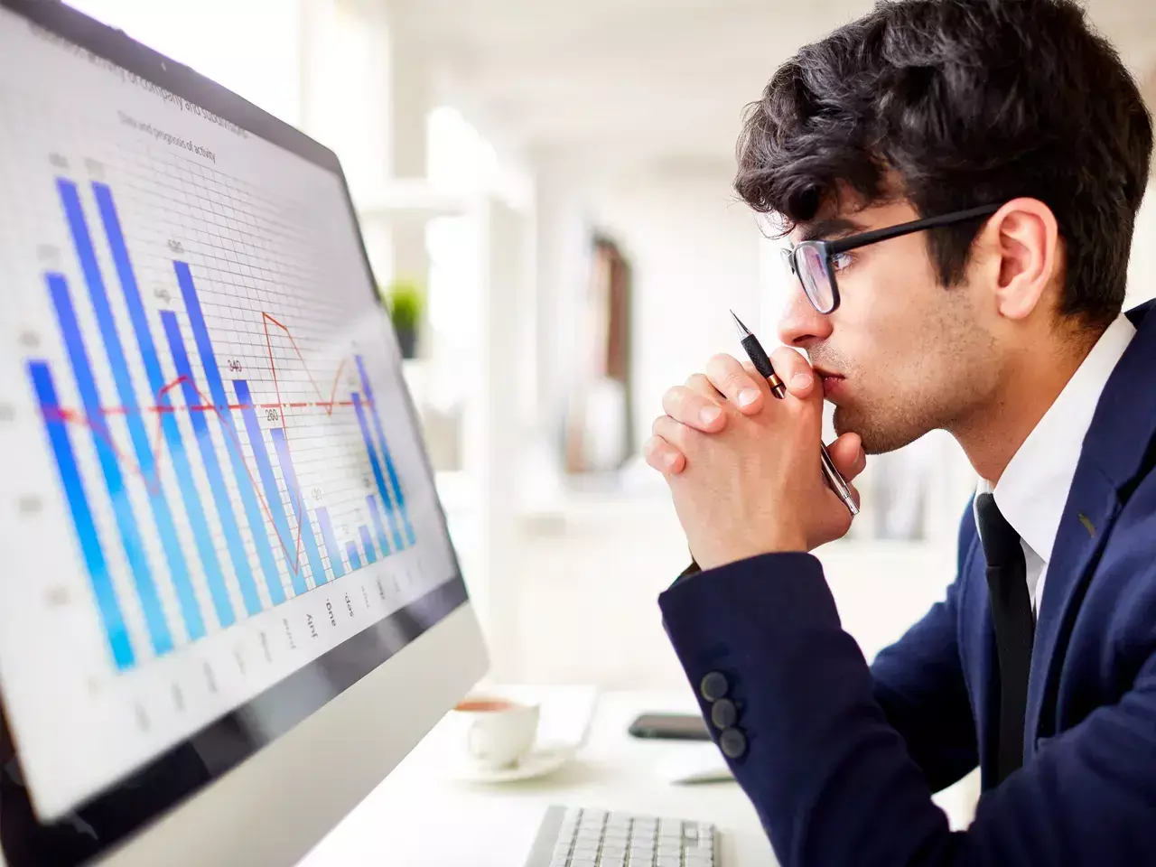 Stock Market|Trade | Day trading guide for today: Five stocks to buy or sell on Thursday — September 21