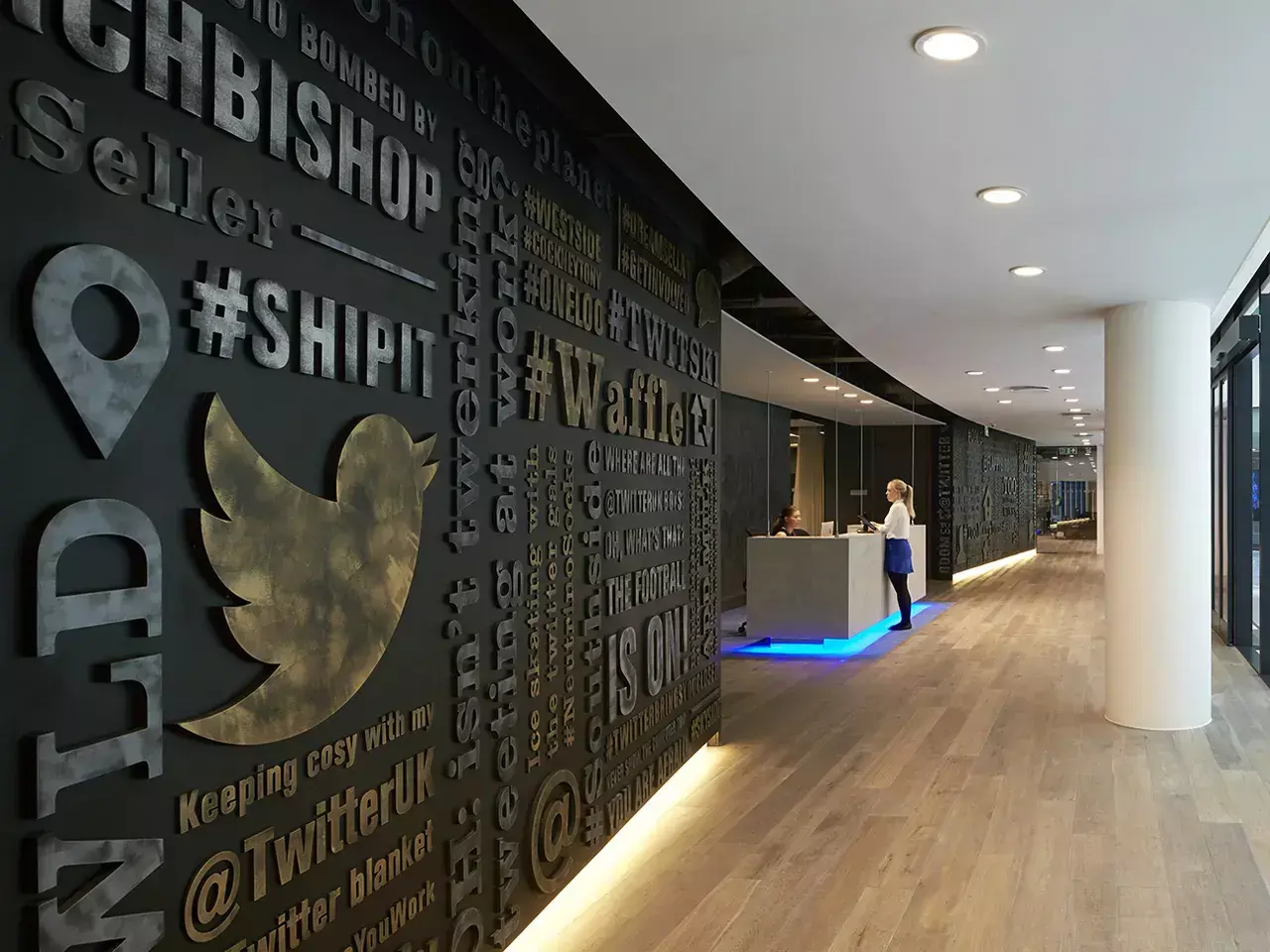 want a job available on twitter