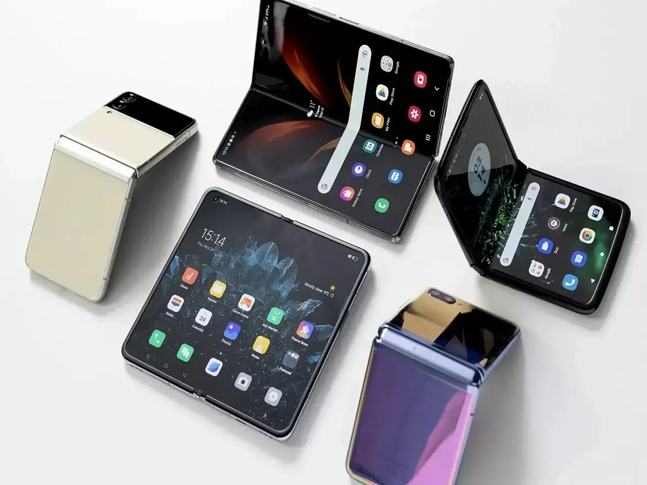 Samsung Galaxy Z Fold 5 and Galaxy Z