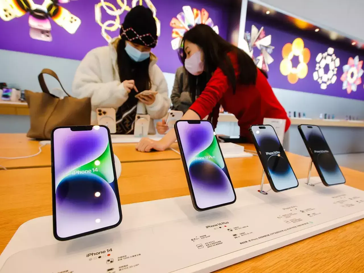 iphone sales down 2.4%