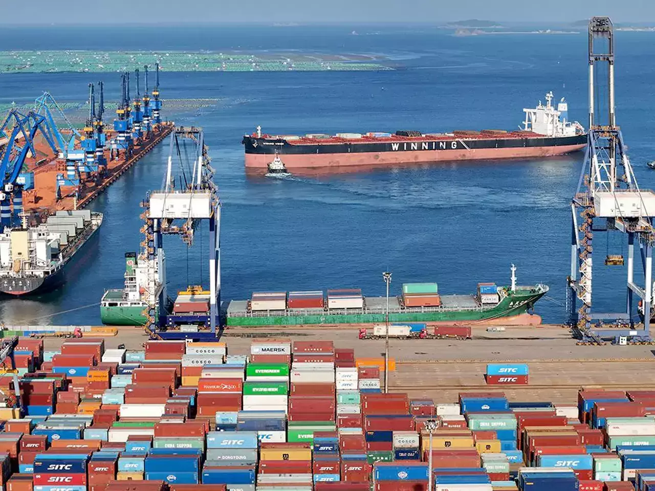 China’s exports fell by 8.8 per cen | China news | China update | China trade | Trade