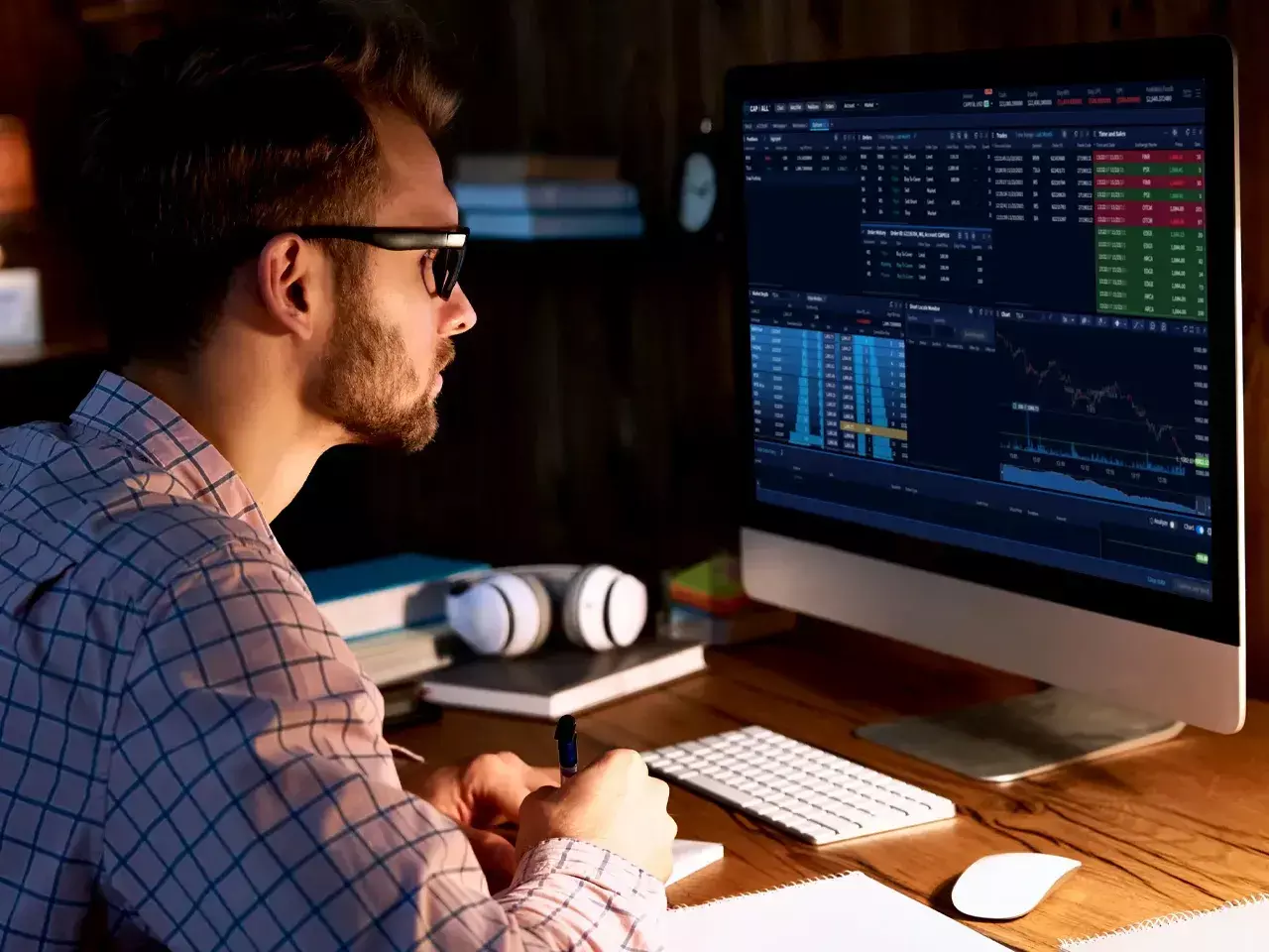 both markets moved to decline