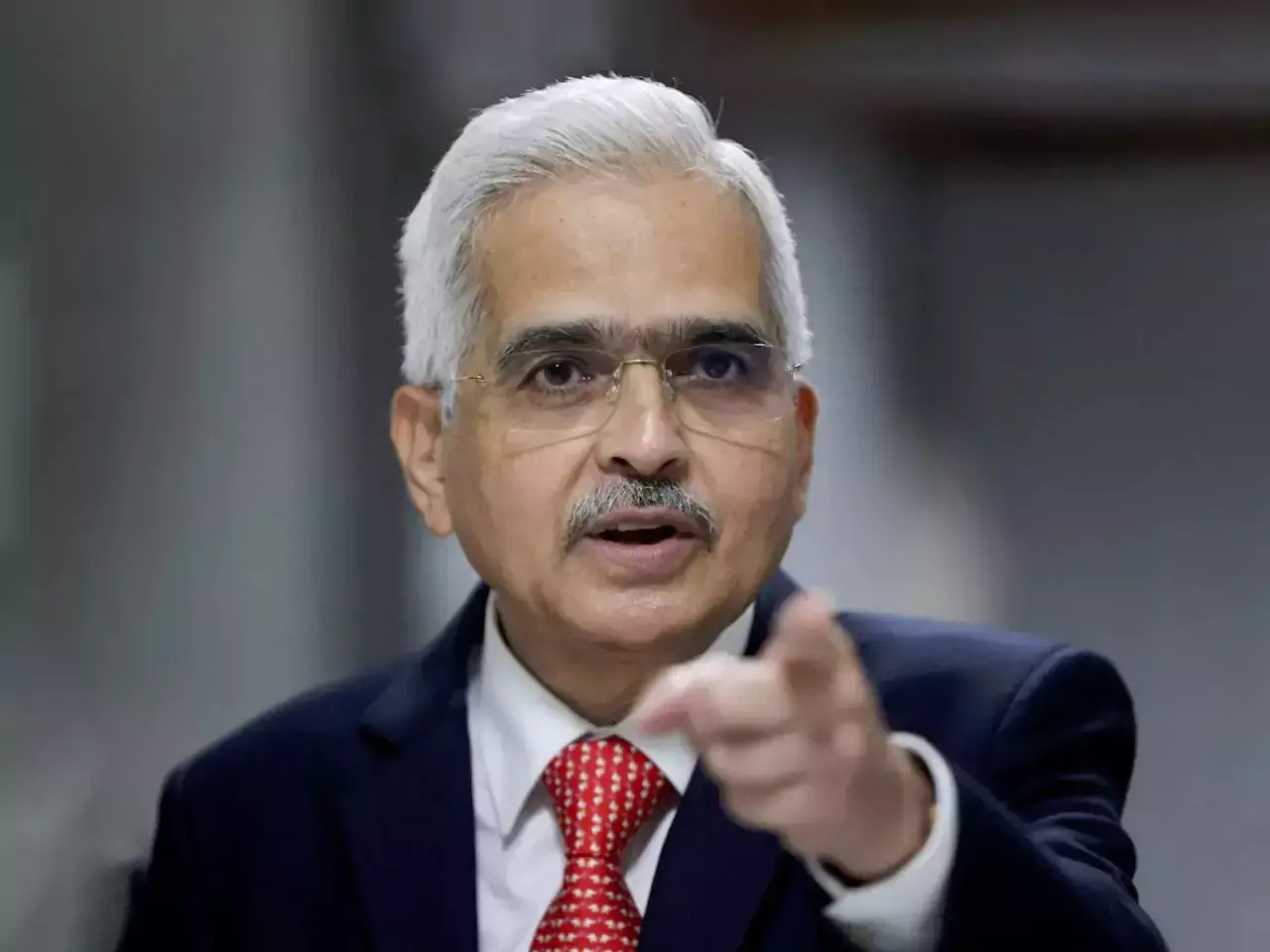 കറന്‍സി മാര്‍ക്കറ്റ് ഇടപെടലുകള്‍ ആവശ്യം: ആര്‍ബിഐ ഗവര്‍ണര്‍