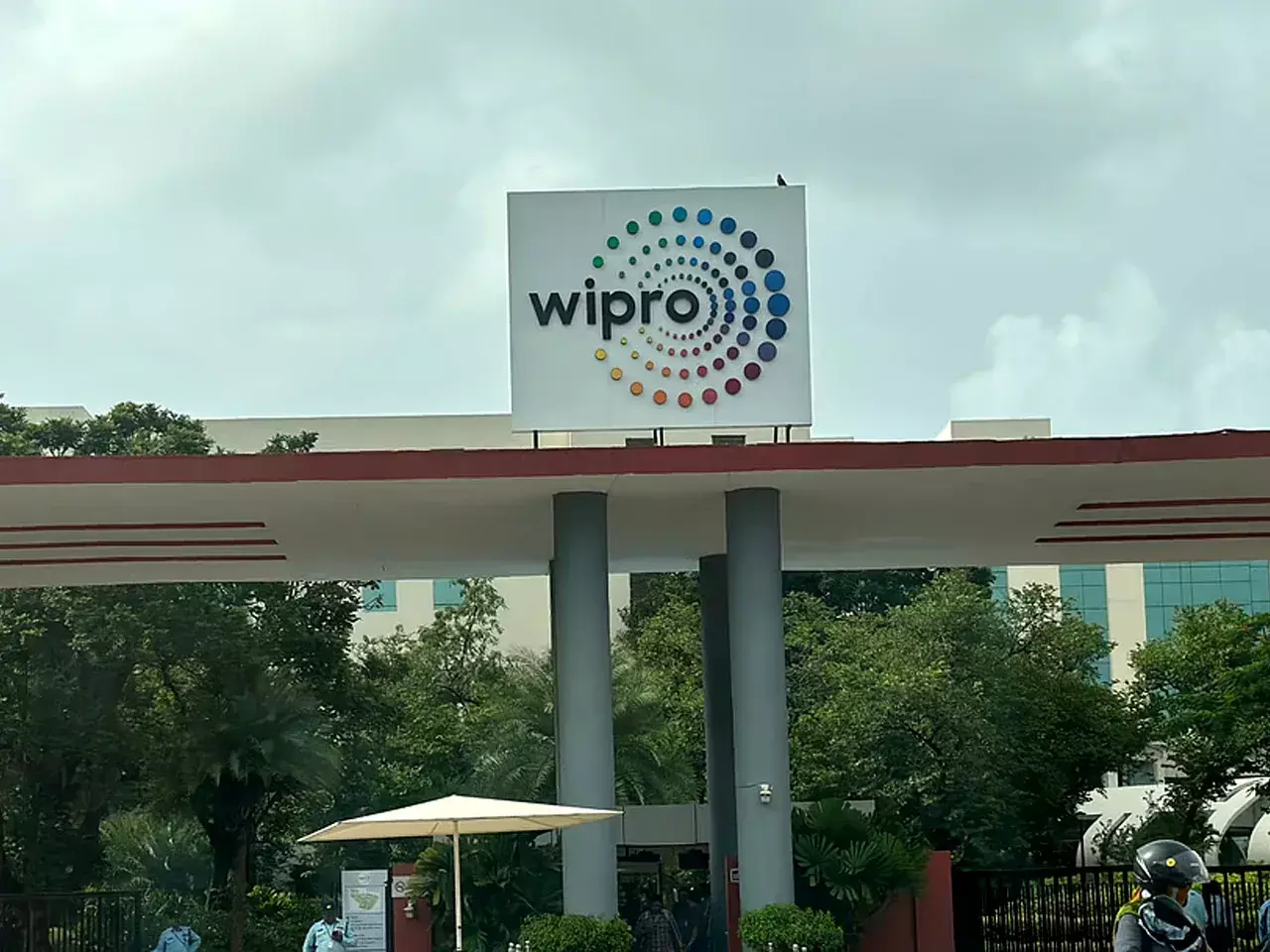 wage hike in wipro from december