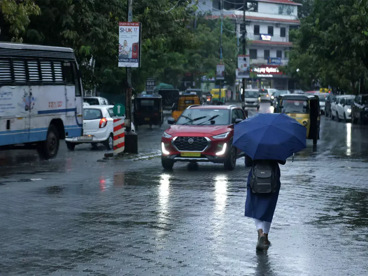 chance of rain with thunder for 5 days