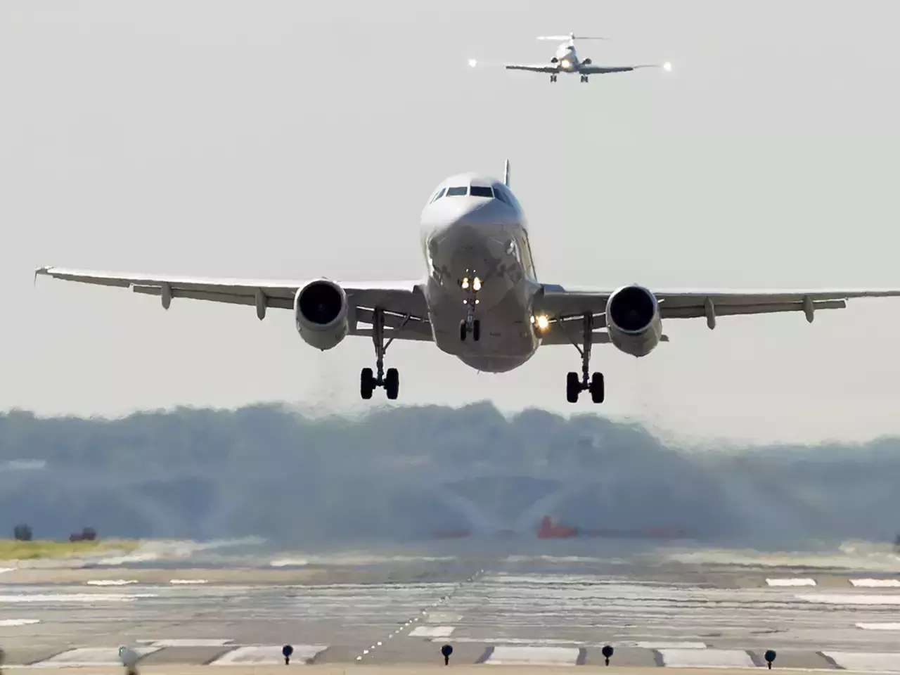 22% growth in air traffic, cancellations and diversions reduced significantly