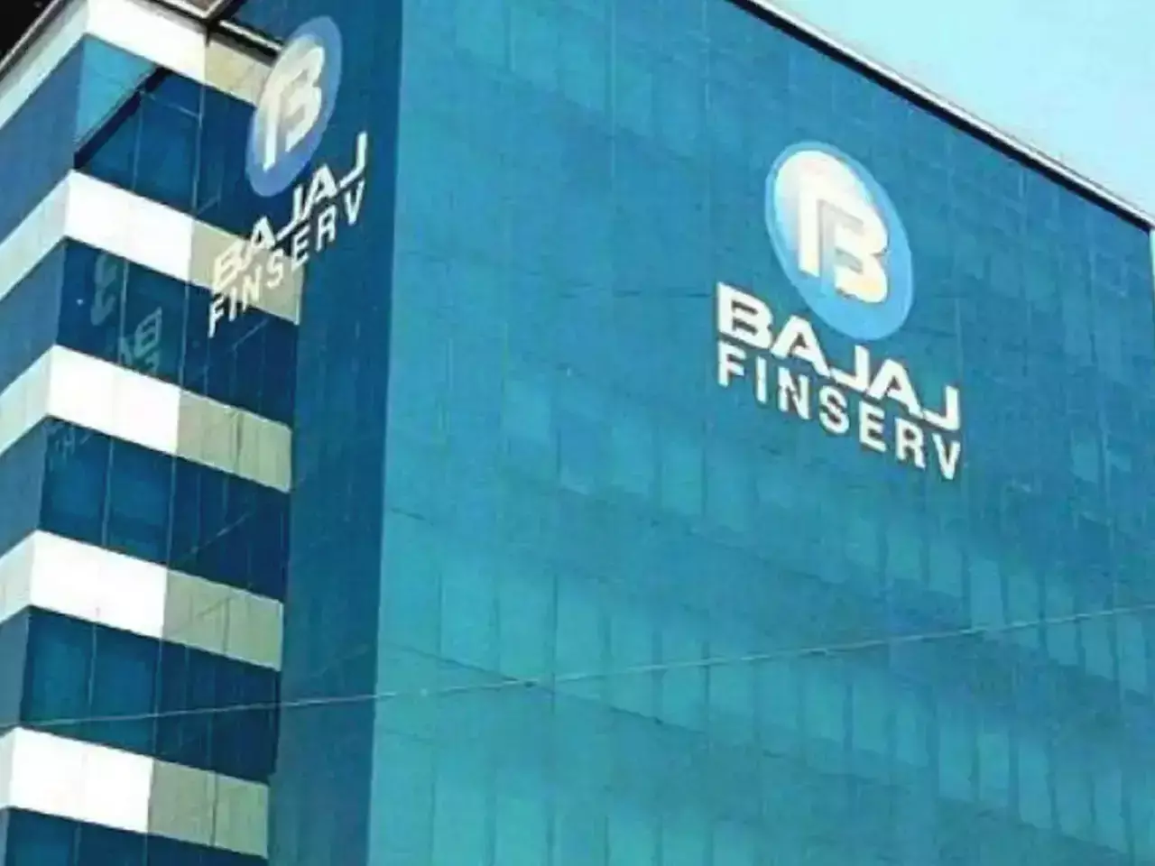 bajaj fin profits in q2 rises to 3551 crore