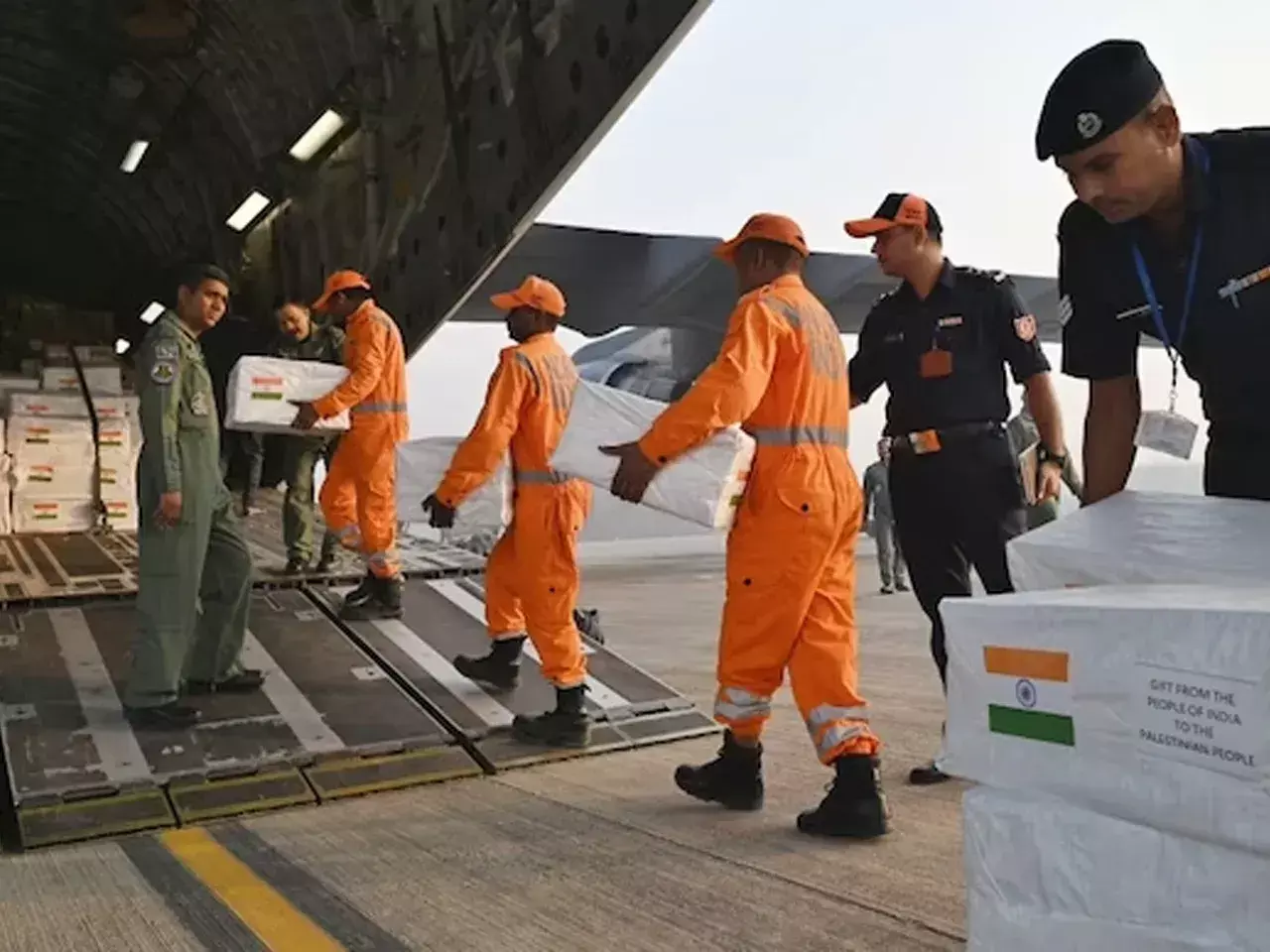 india to help palestinians in gaza
