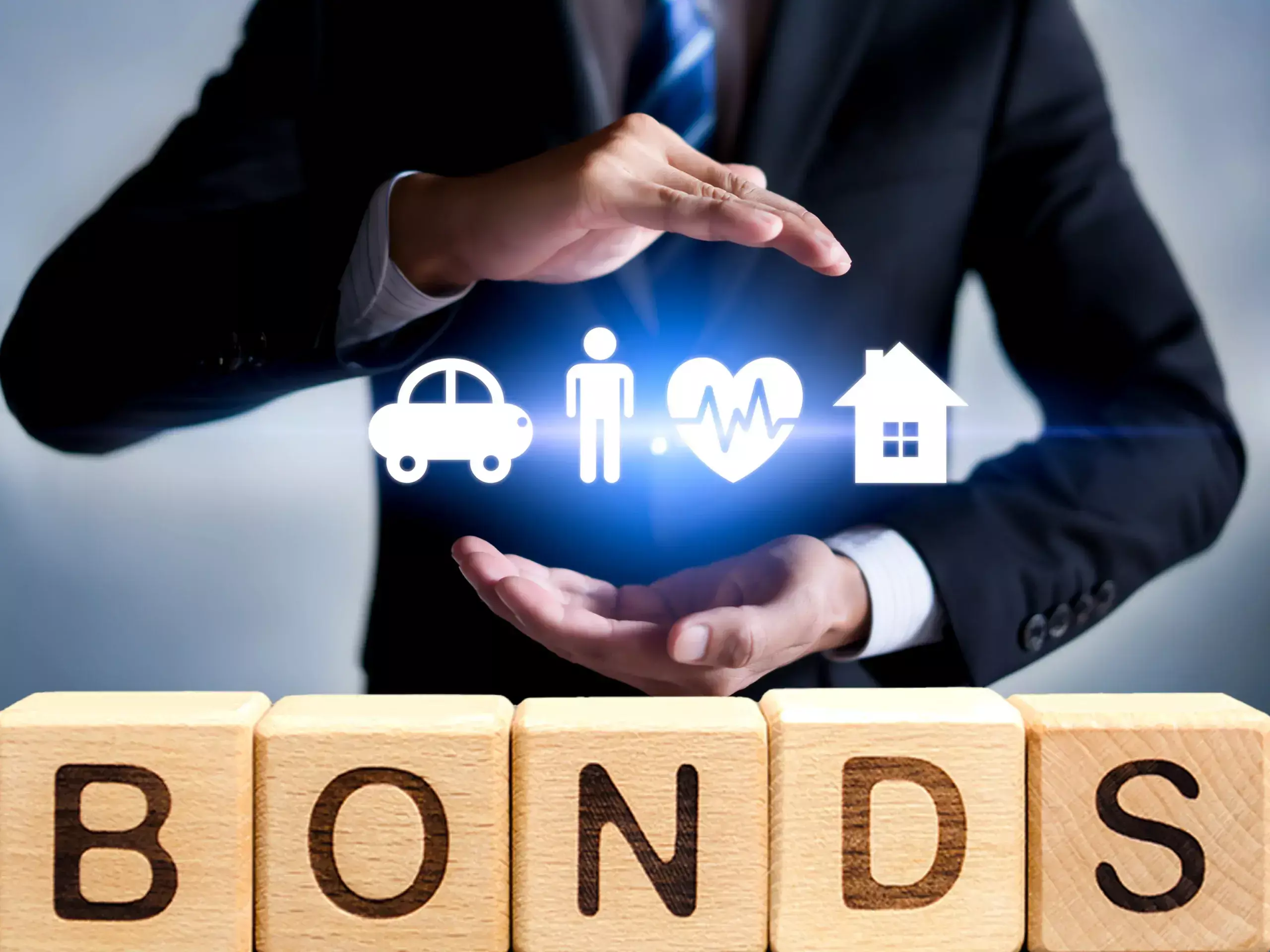 Debut of 50-year India bond lures insurers hungry for yields