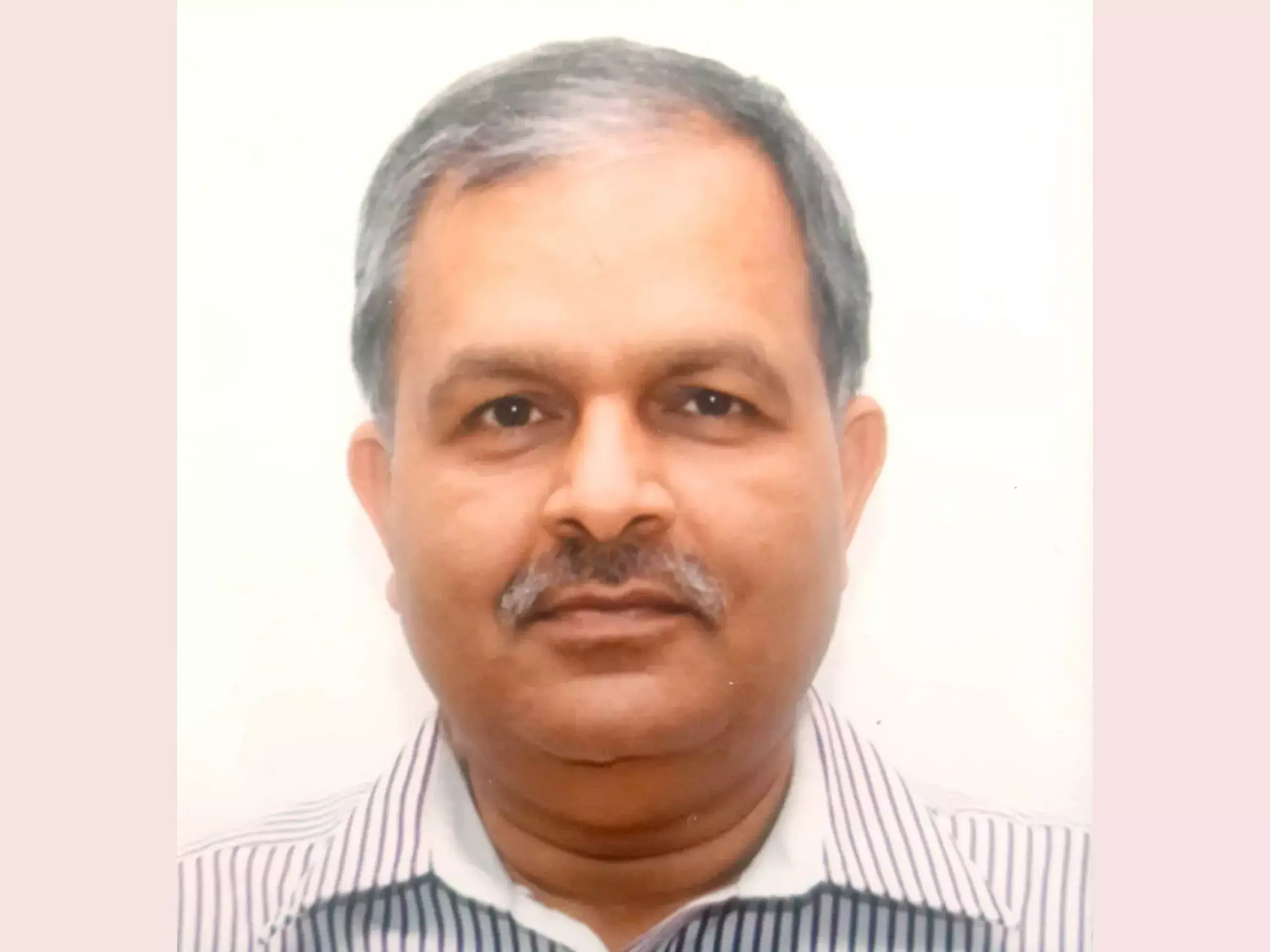 lalit krishan singh dahiya has taken charge as chief commissioner of income tax