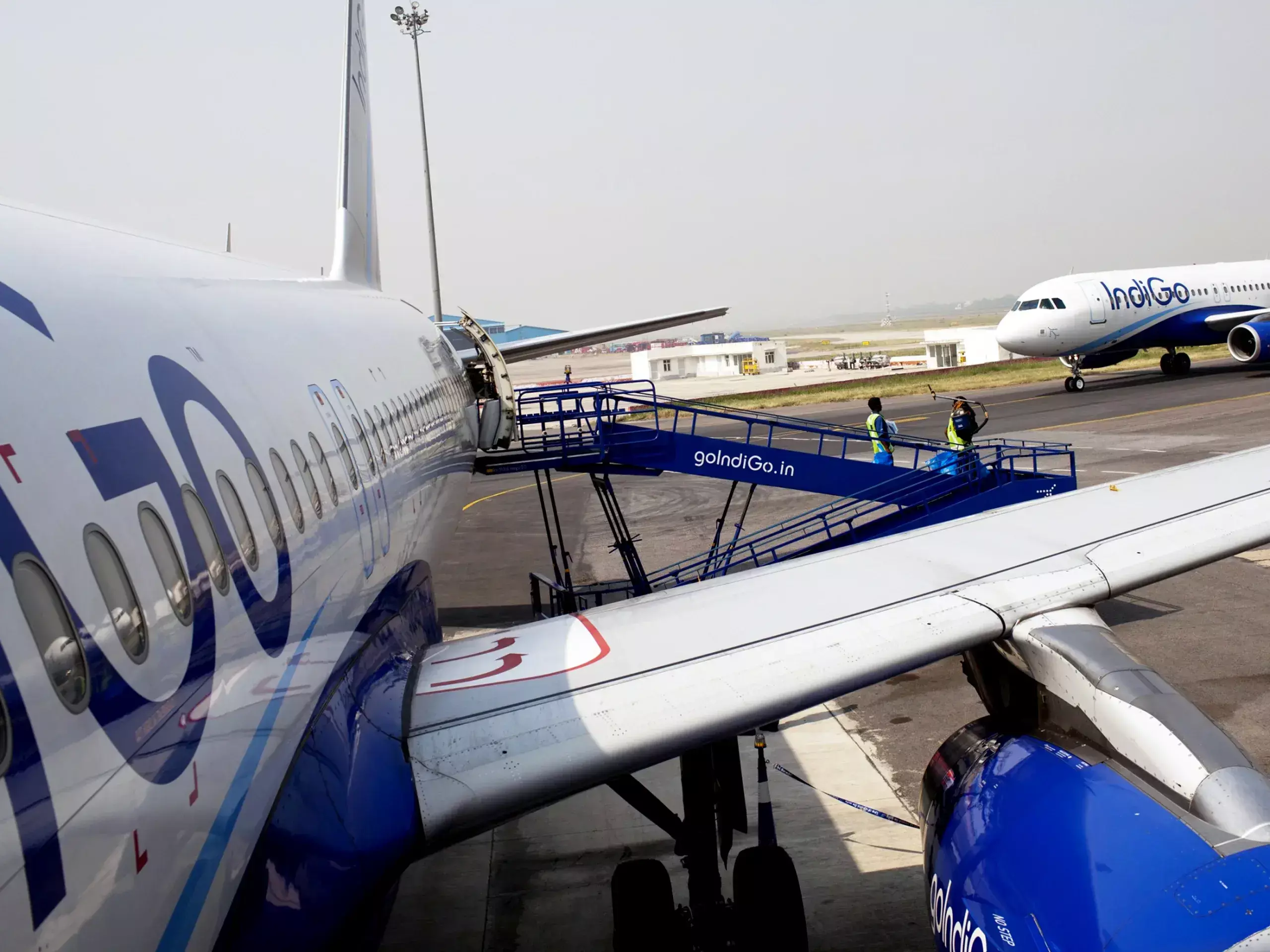 engine failure, indigo grounds 30 flights