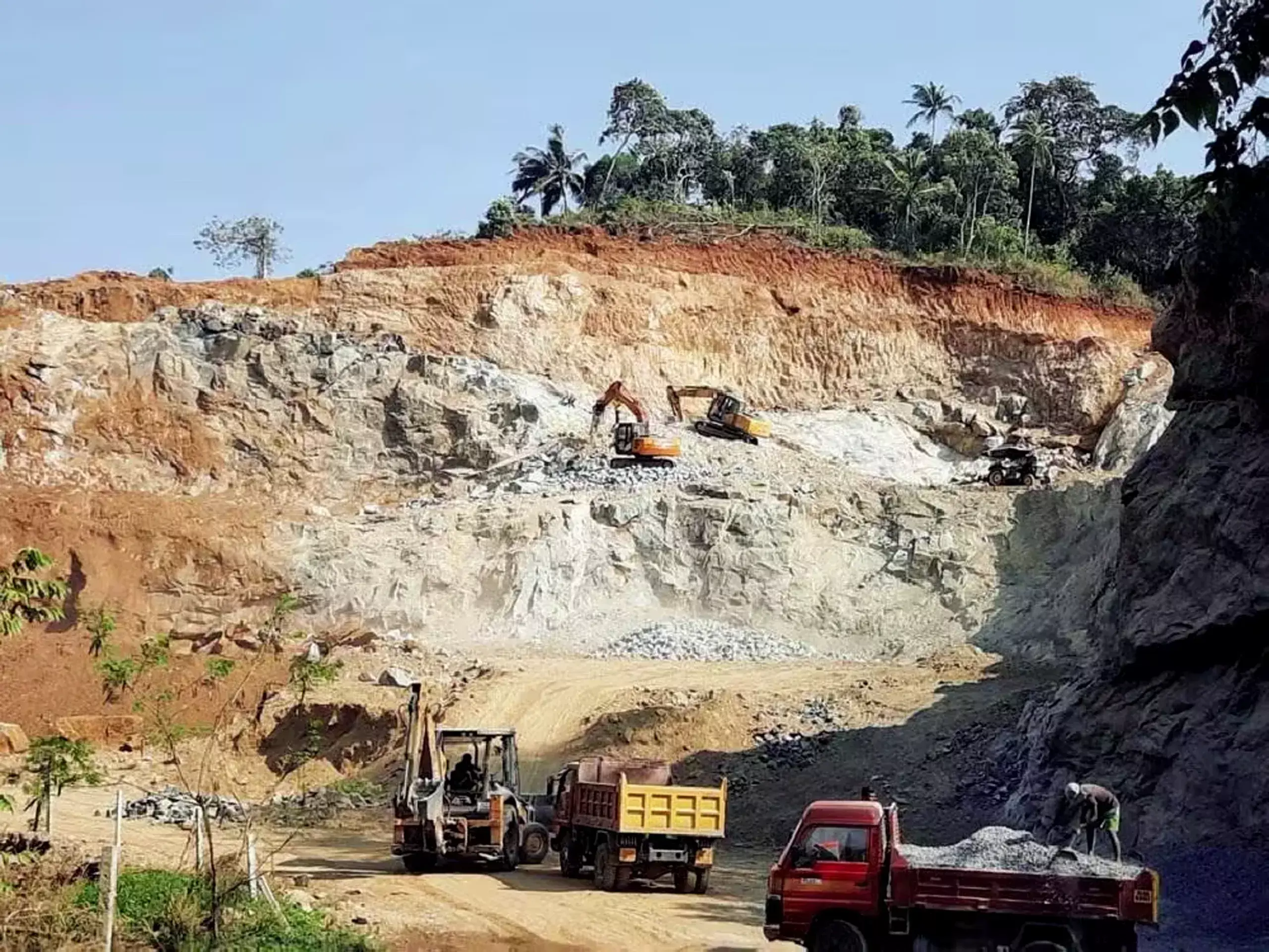 wengbridge installed in quarry, amount of stone still to be found
