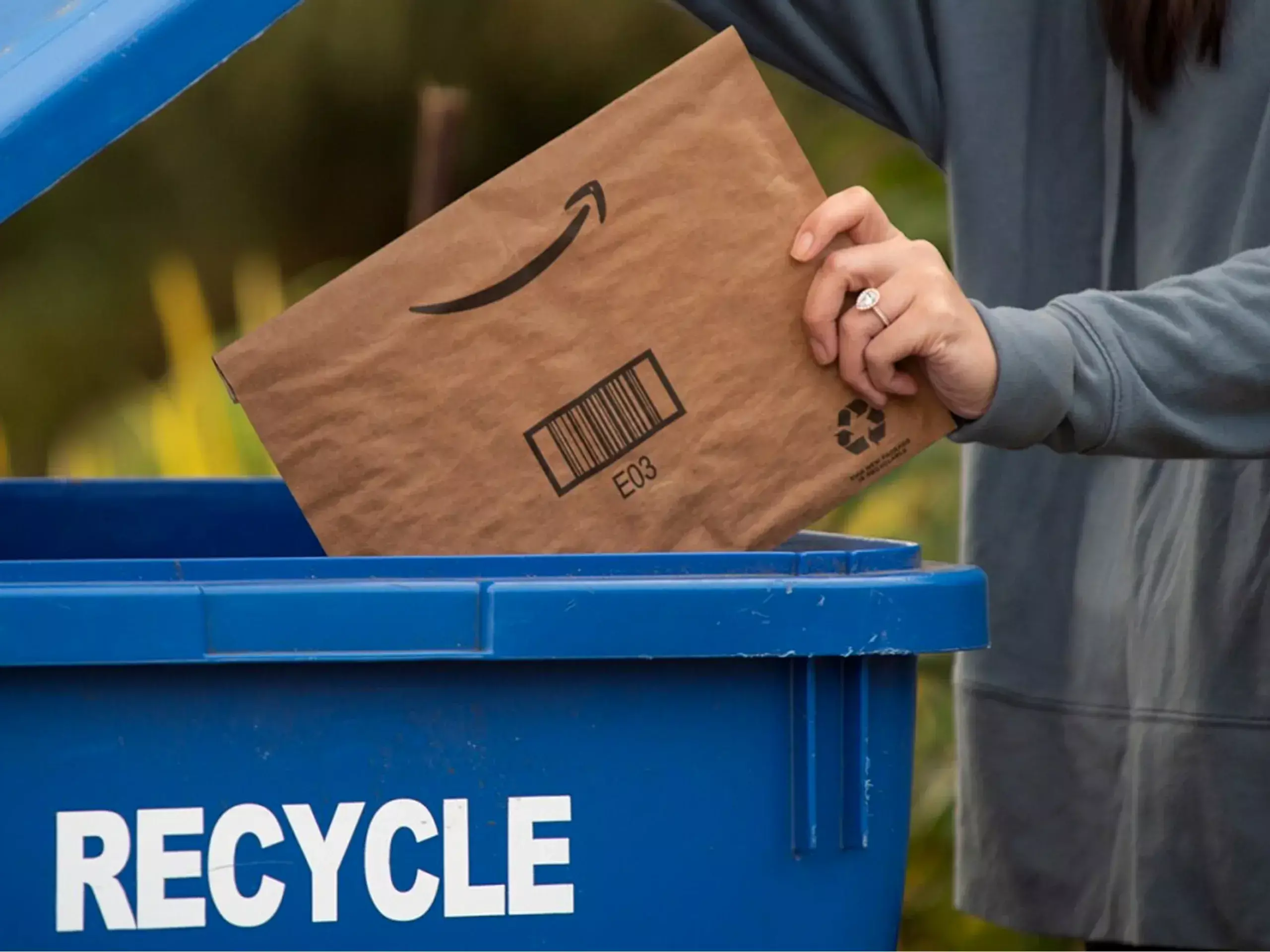 amazon to eliminate plastic in packaging