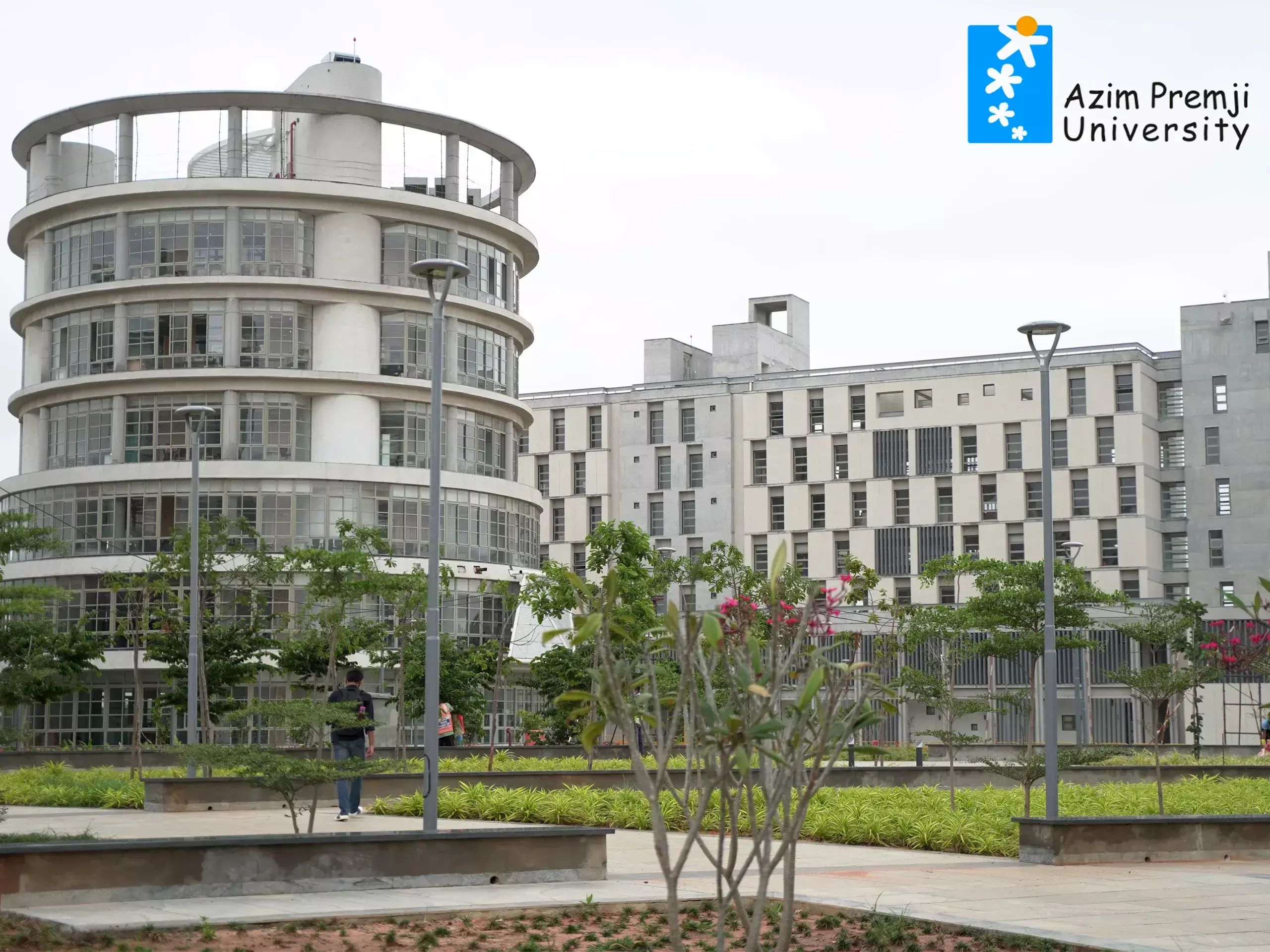 azim premji university has invited applications for pg and ug courses