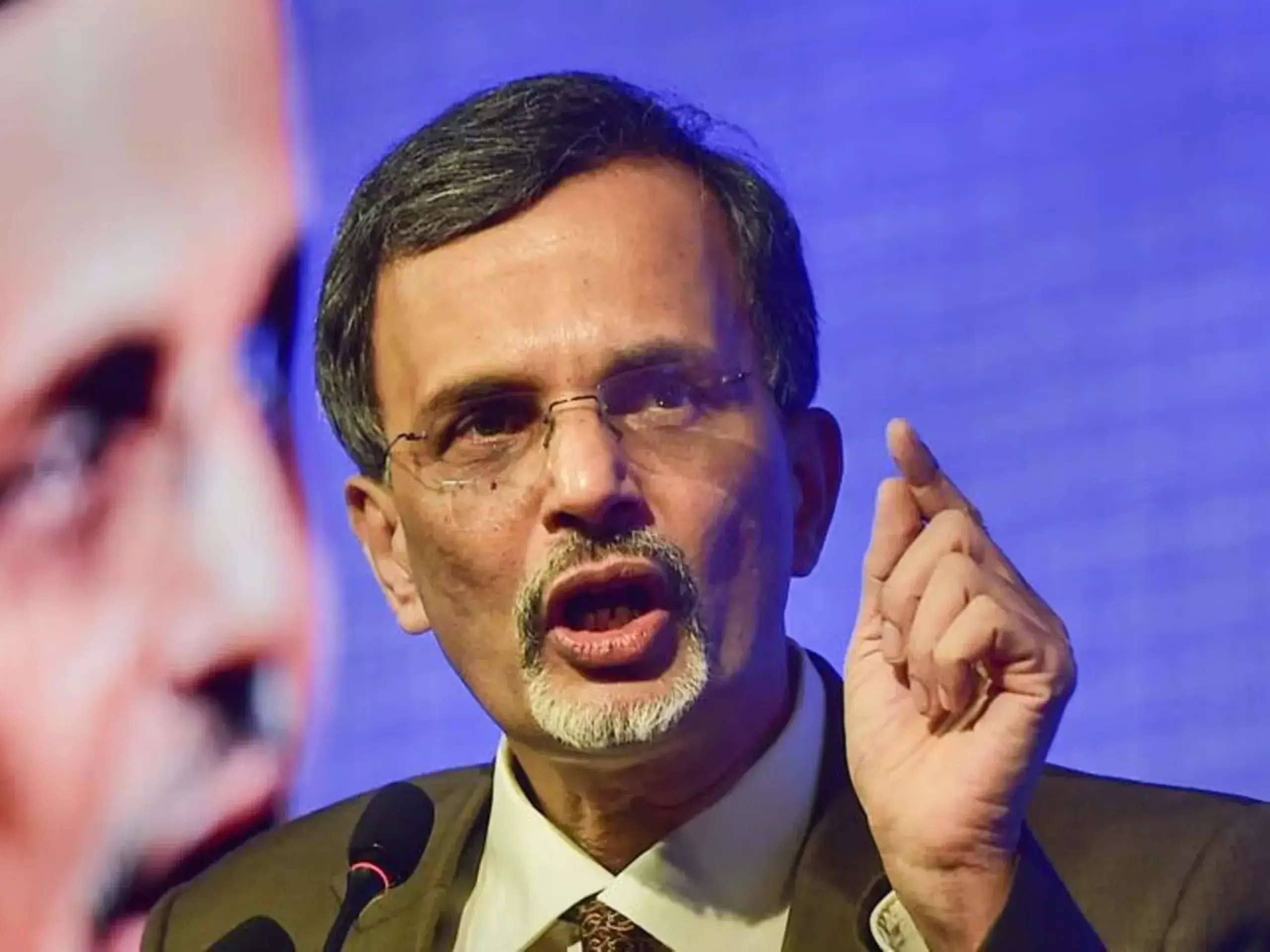 world bank global indicators imaginative, chief economic adviser