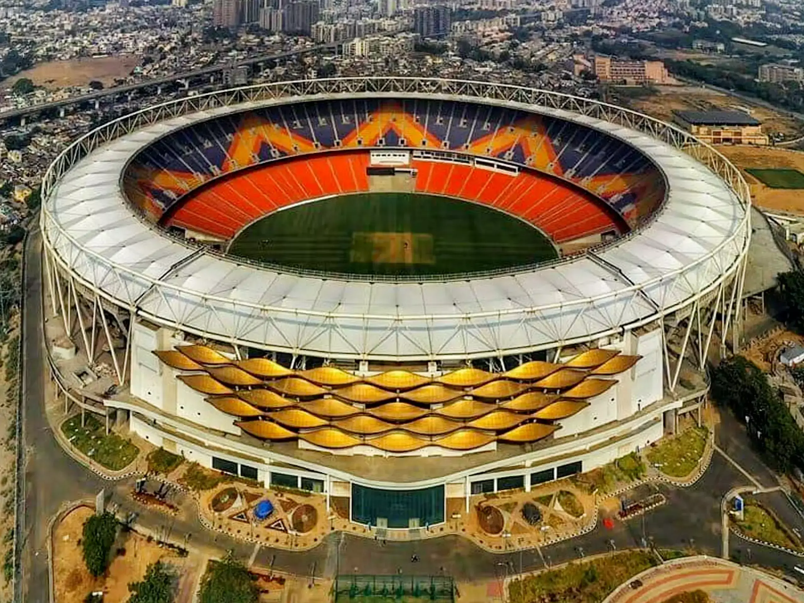 India advanced to the finals, along with hotel room rentals