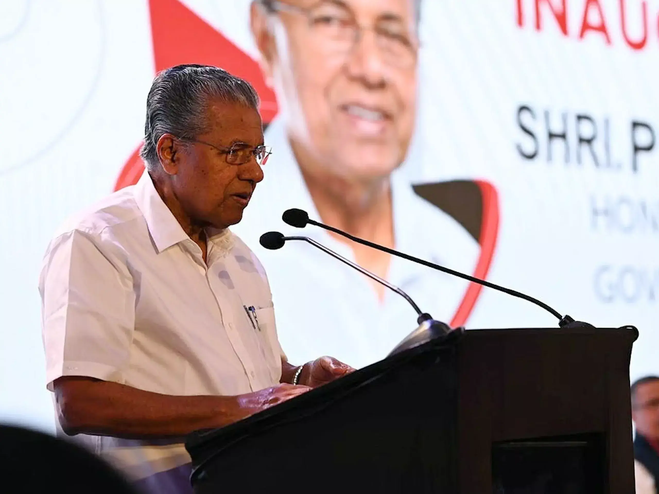 favorable environment for start-ups in kerala, chief minister