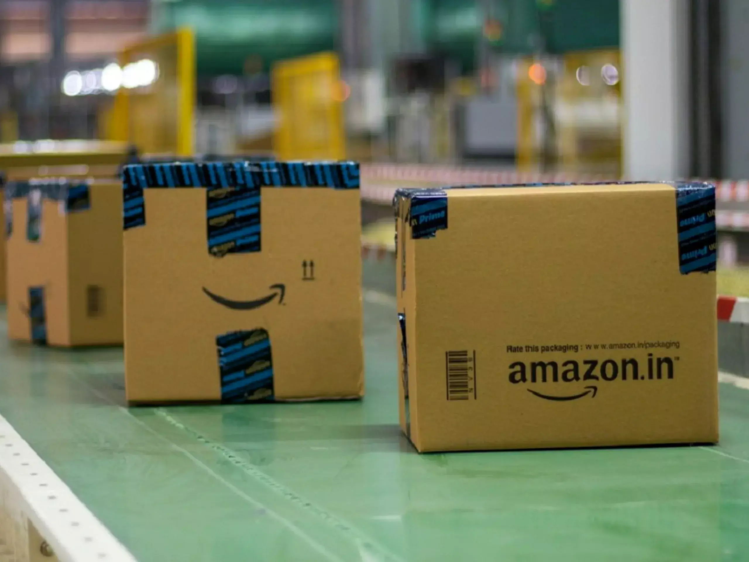 amazon aims to export 2000 crore dollars from india