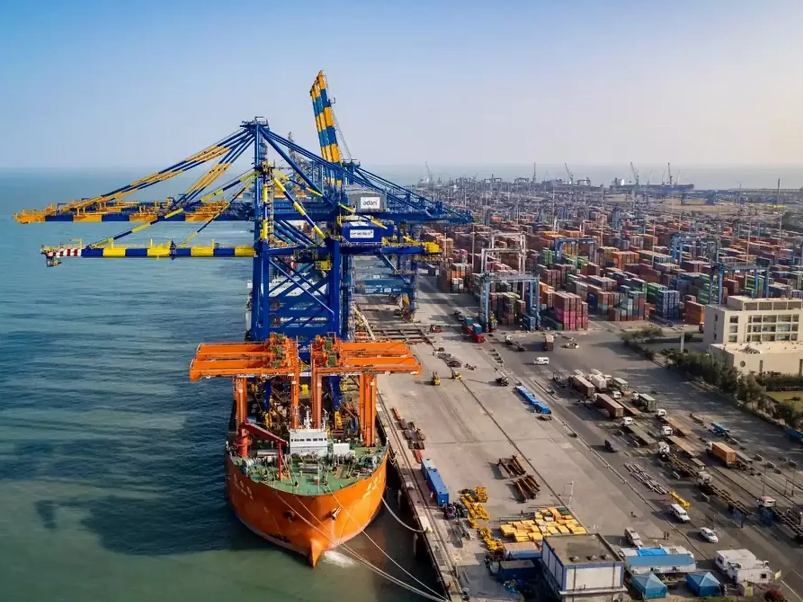 vizhinjam port, third ship also arrived