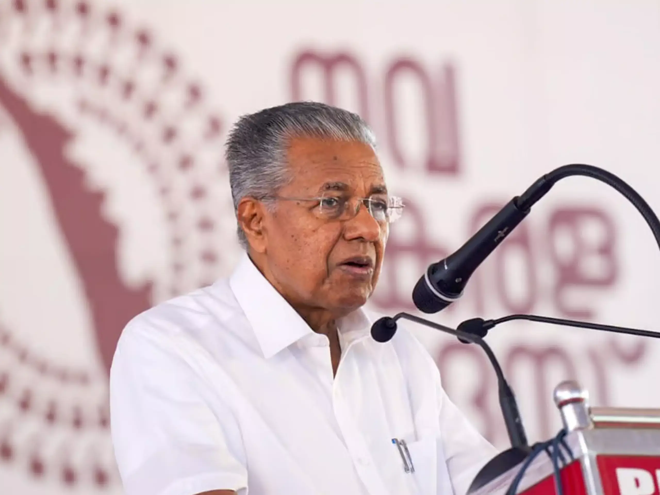 കേരളത്തിന്റെ പ്രതിശീര്‍ഷ വരുമാനത്തില്‍  വന്‍ വര്‍ധനയെന്ന്;  മുഖ്യമന്ത്രി