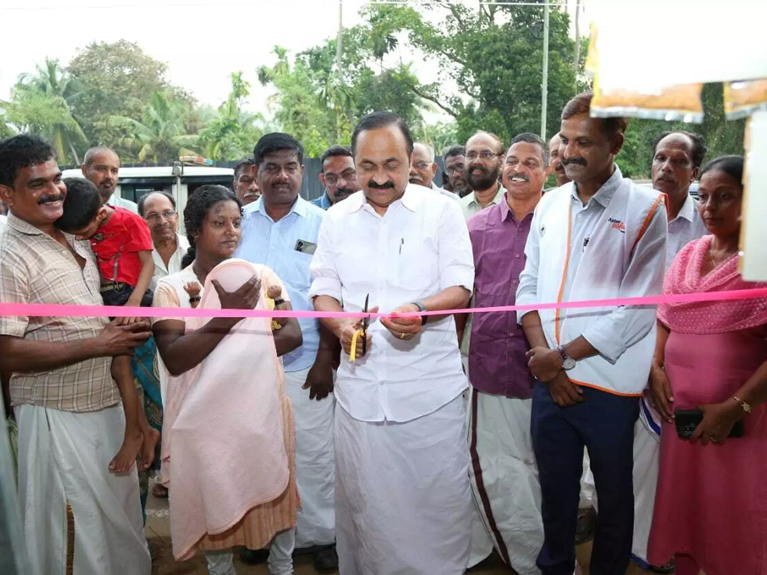 aster volunteers gifted a vending cart to a needy family