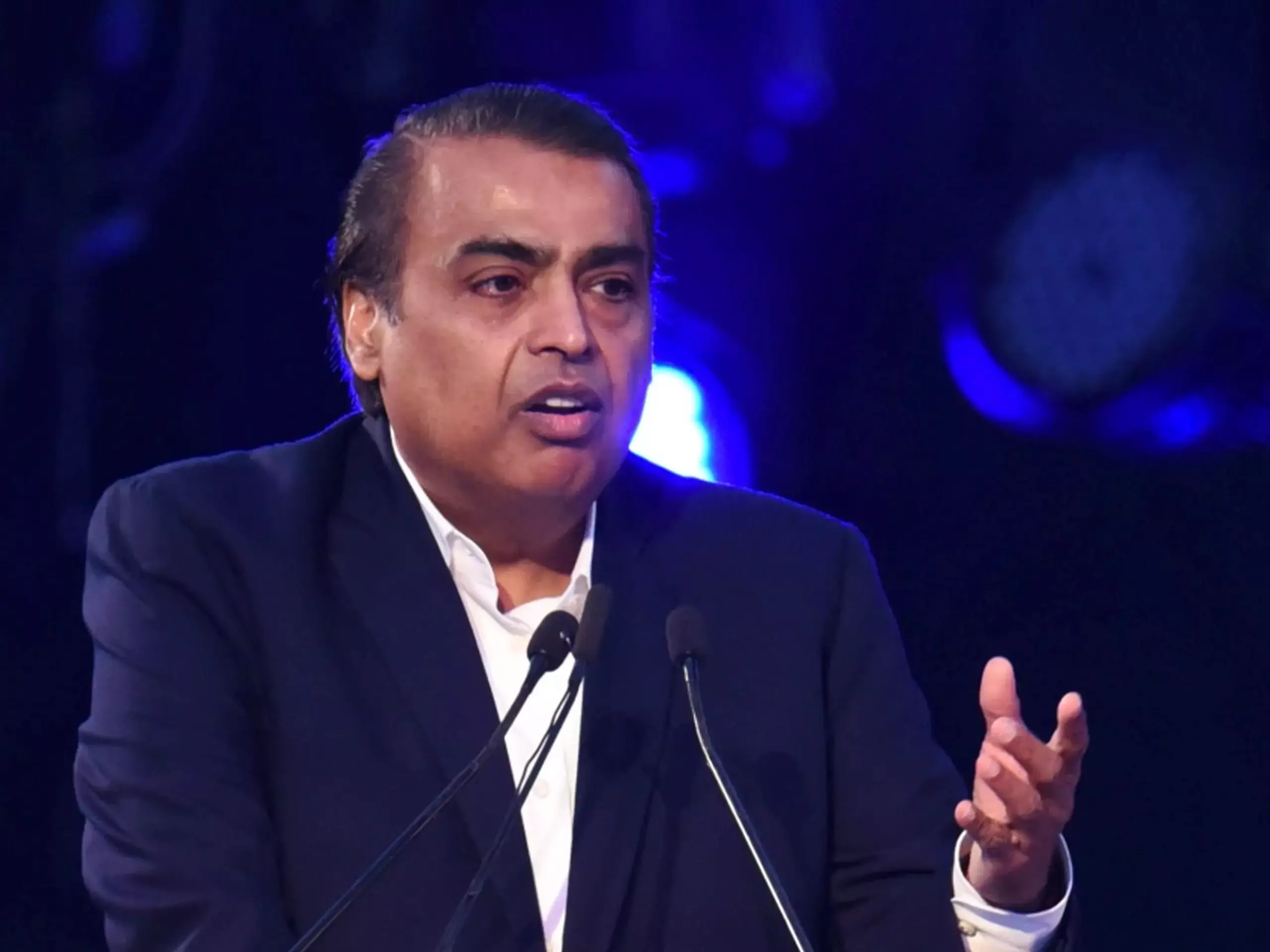 ആര്‍പിഎല്‍ കേസ്; മുകേഷ് അംബാനി 15 കോടി പിഴ അടക്കേണ്ടതില്ലെന്ന് എസ്എടി