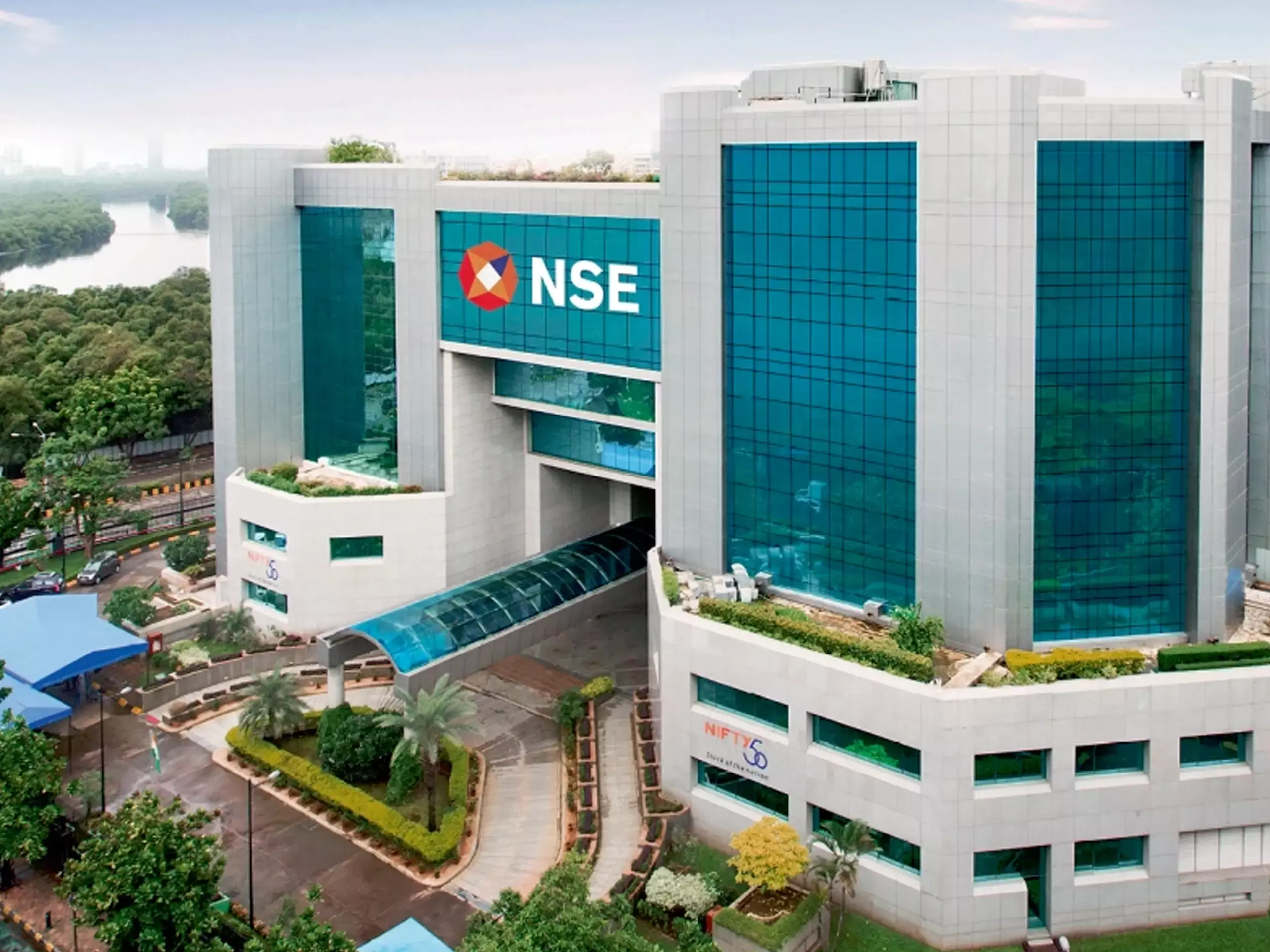 നേരിട്ട് നിക്ഷേപിക്കുന്നവരുടെ എണ്ണം 8.35 കോടിയെന്ന് എന്‍എസ്ഇ മേധാവി